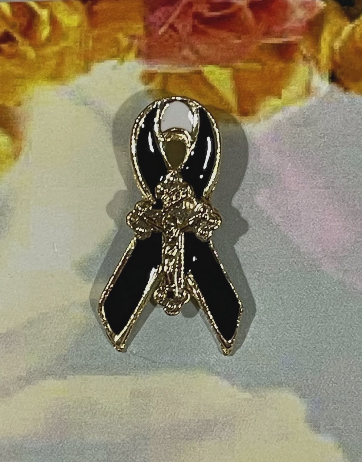 LAPEL PINS, RINGS &amp; EARRINGS 930