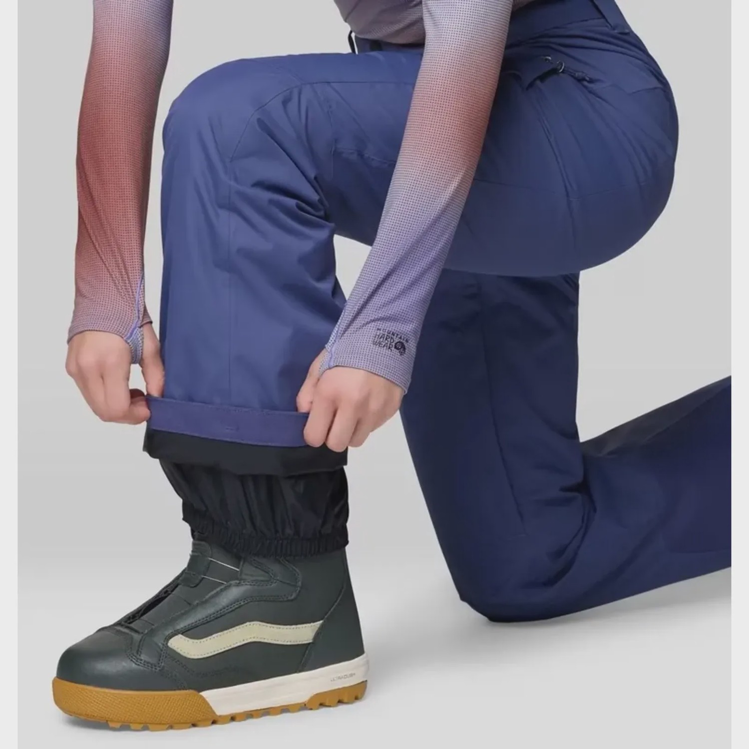 Mountain Hardwear Women's Firefall Insulated Pant, alternate view 7