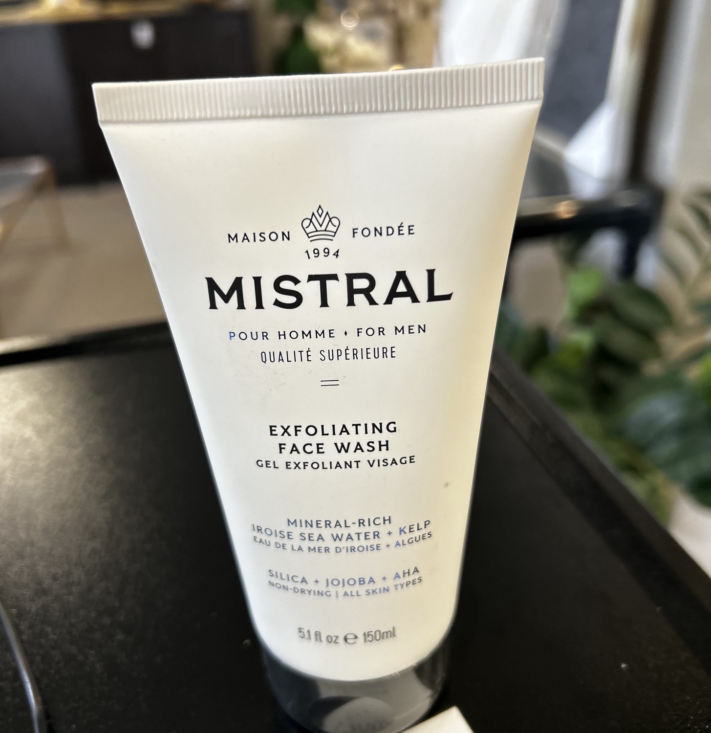 MENS FACE WASH