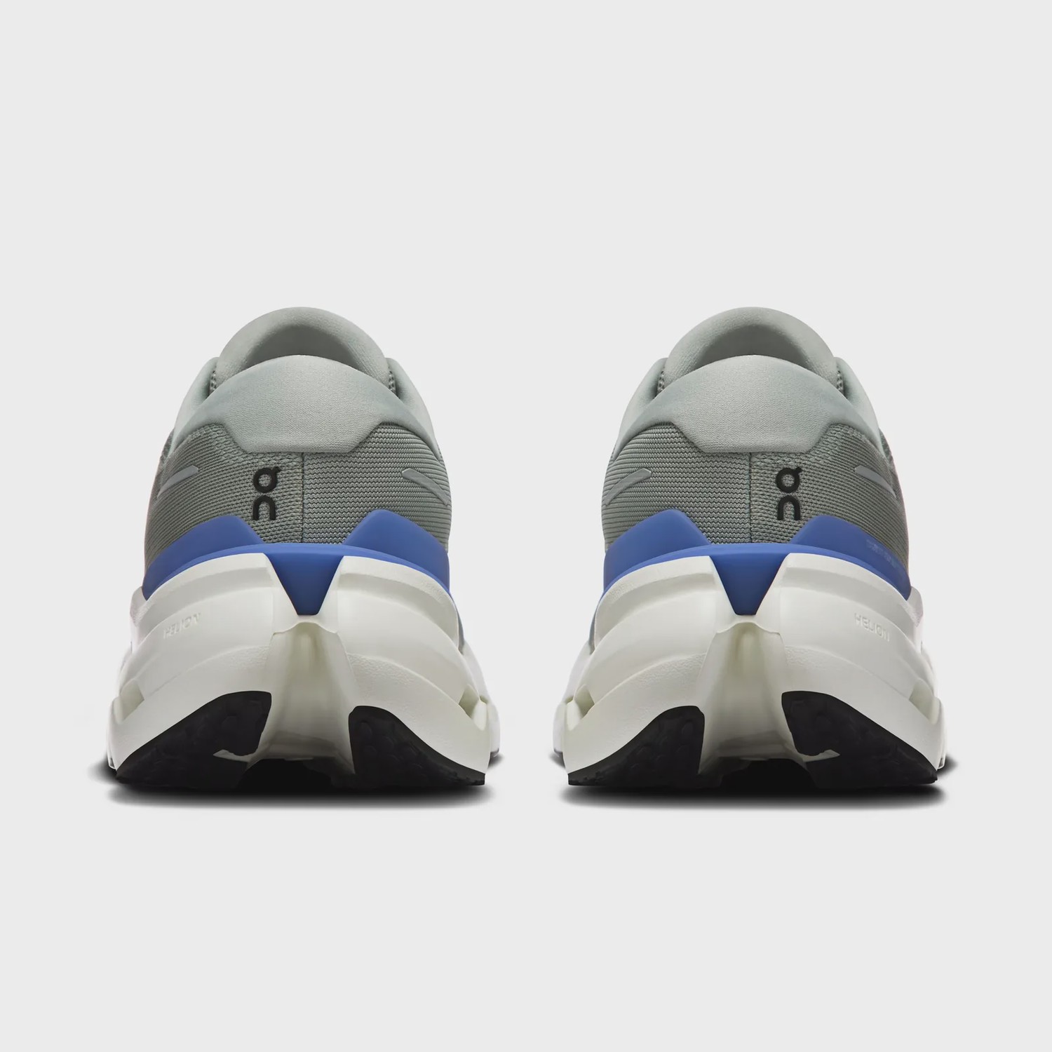 On Men's Cloudrunner 3