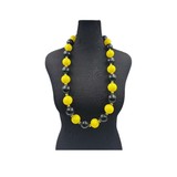 HS0490N - 44" Black And Gold 3cm Beads