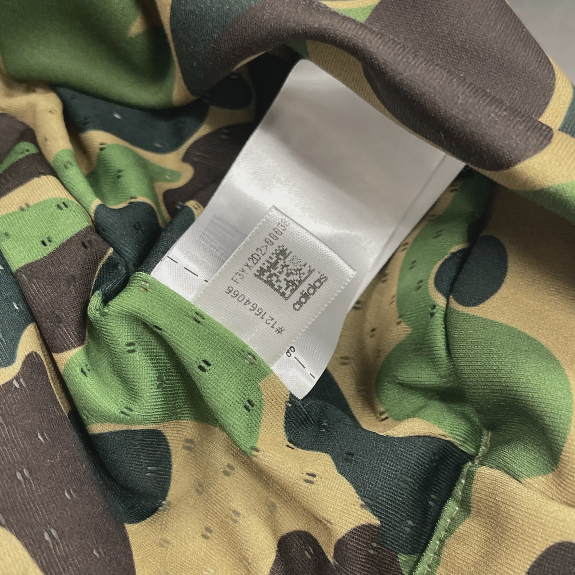 SS19 BAPE x Adidas SB Shark Hoodie Green • Pre-Owned [0643] - photo 7