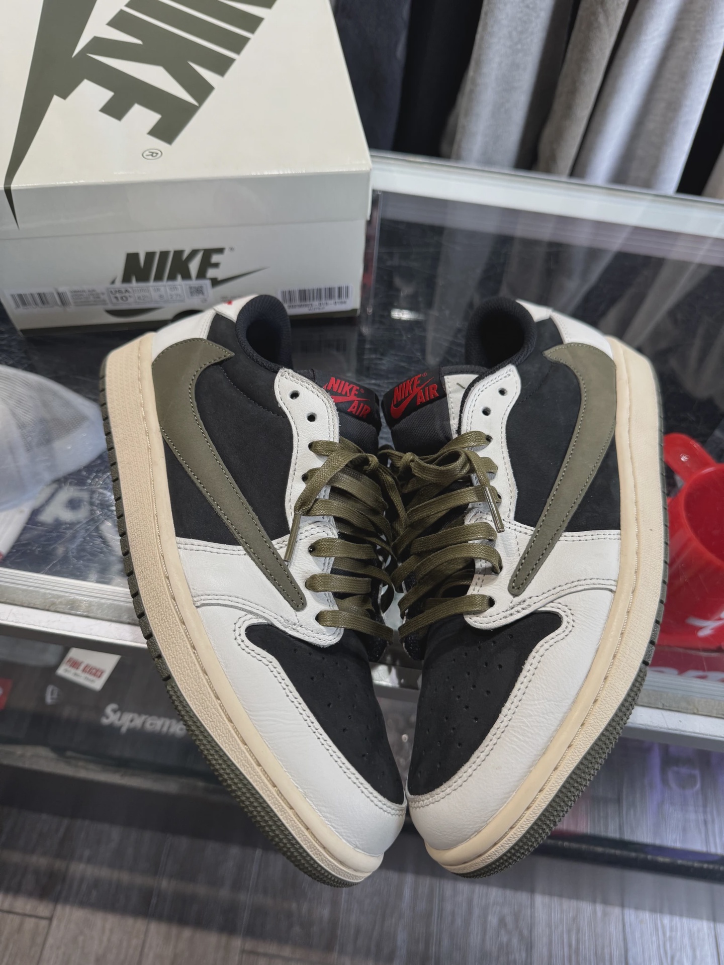 Air Jordan 1 Retro Low Original SP Travis Scott Olive (Women's) • Pre-Owned [6119]