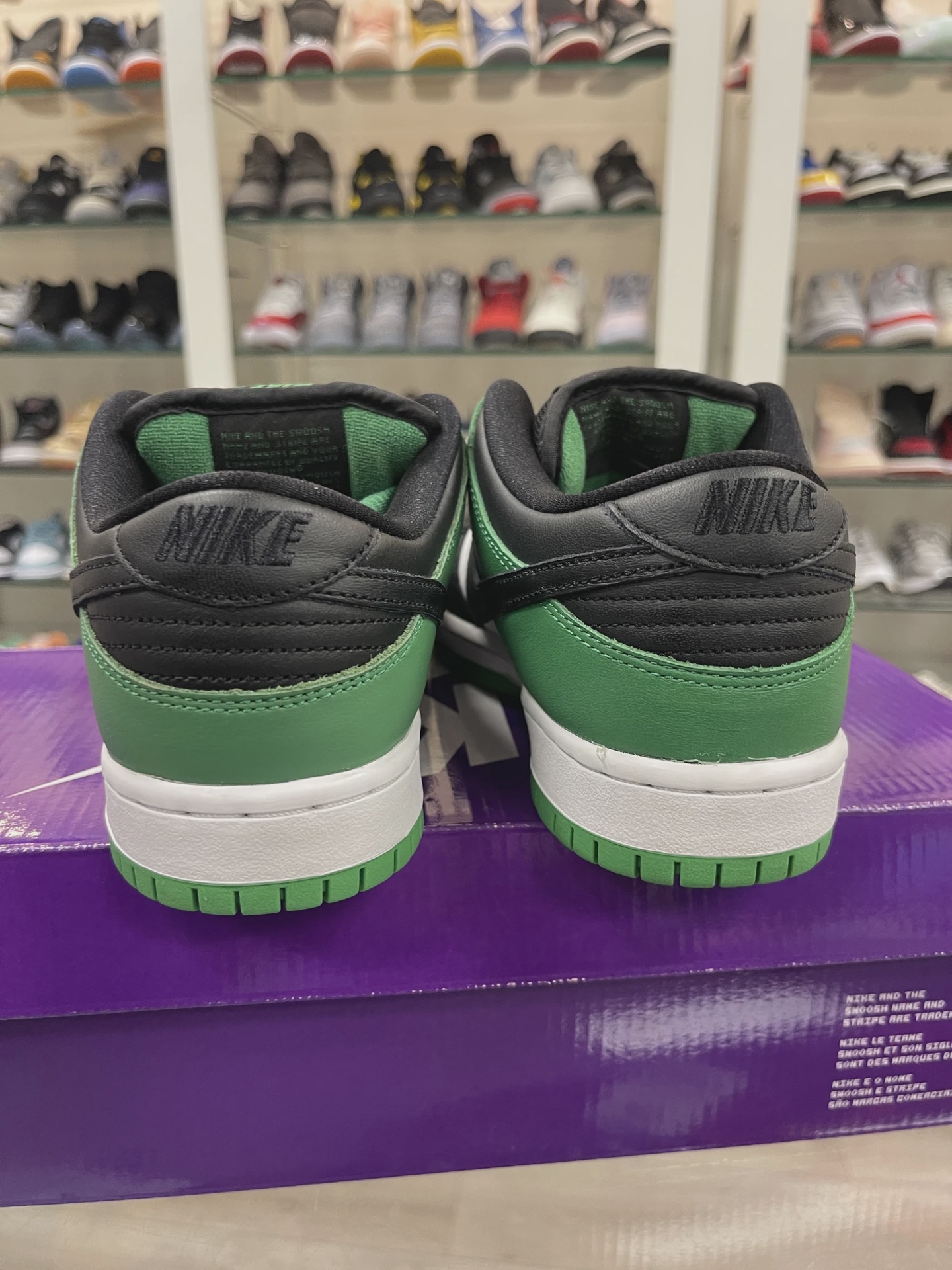 Nike SB Dunk Low Classic Green • Pre-Owned [3560] 5