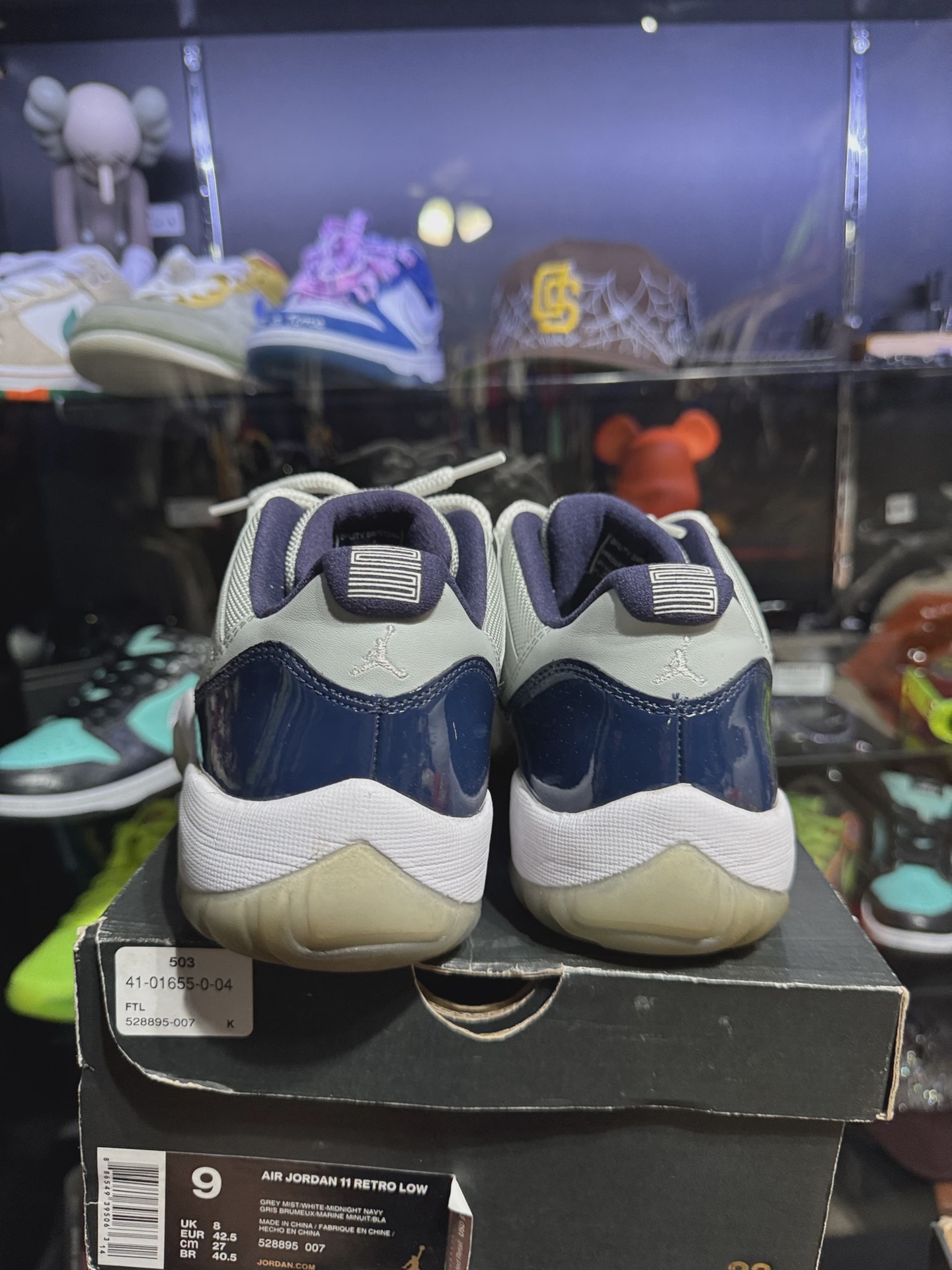 Air Jordan 11 Retro Low Georgetown • Pre-Owned [5480] 3