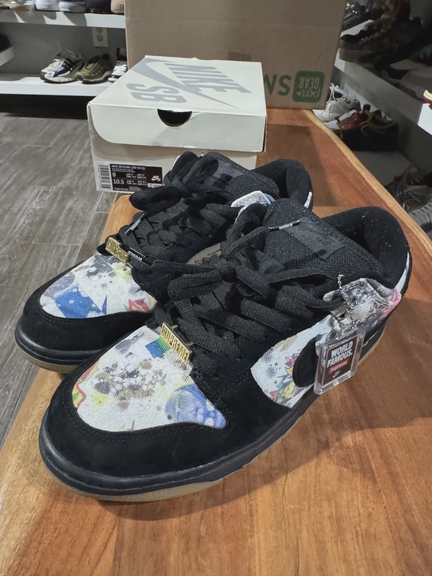 Nike SB Dunk Low Supreme Rammellzee • Pre-Owned [2566] - photo 1