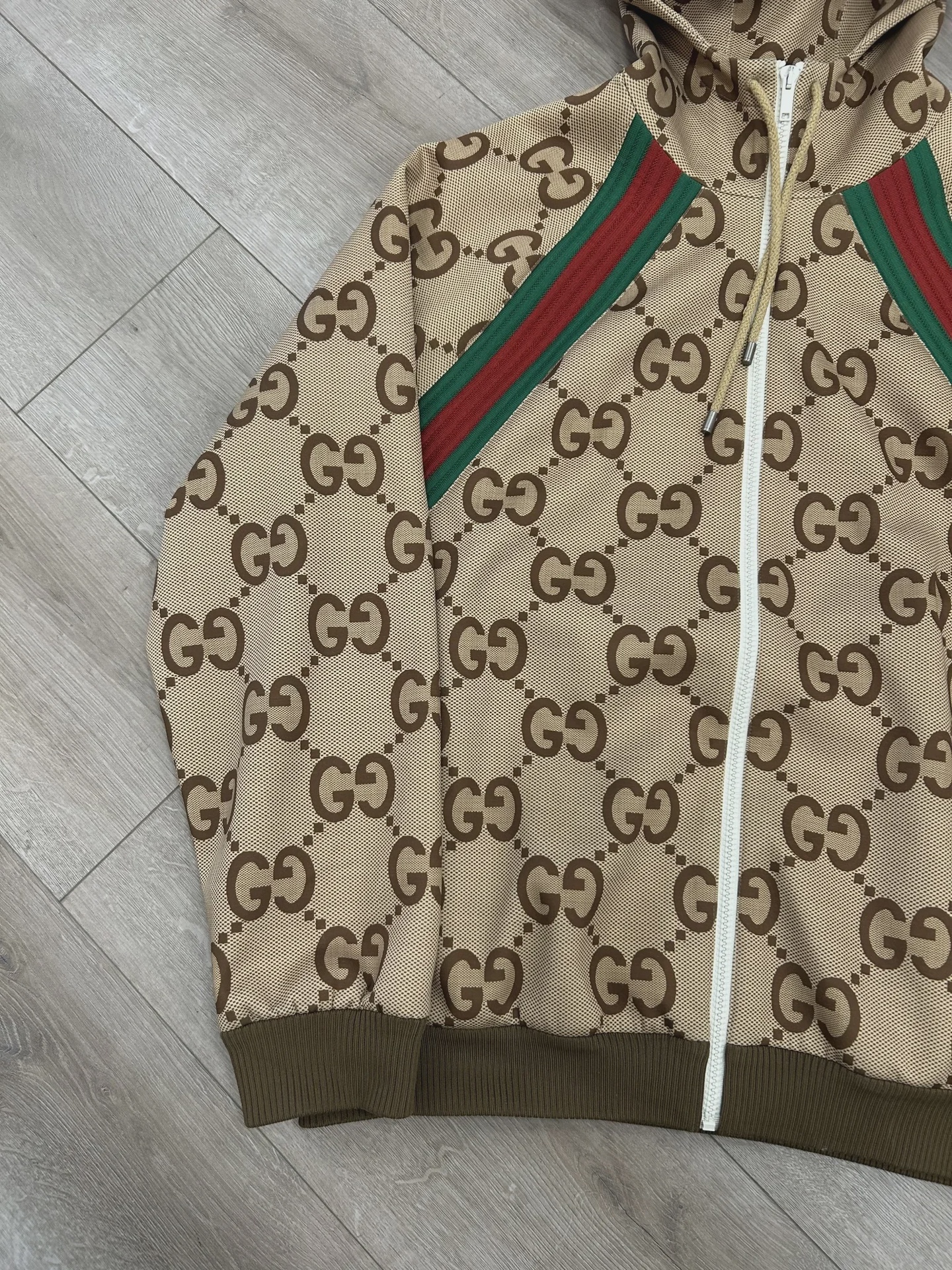 GUCCI Jumbo GG Zipped Hoodie • Pre-Owned [7596] - photo 2