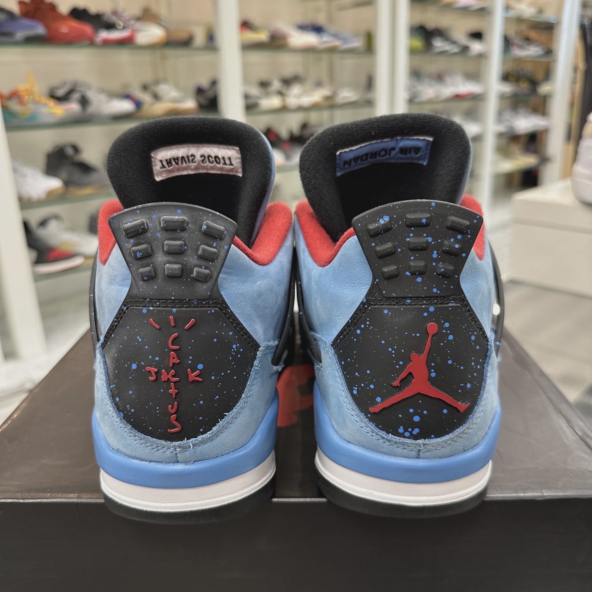 Air Jordan 4 Retro Travis Scott Cactus Jack • Pre-Owned [7454] - photo 6