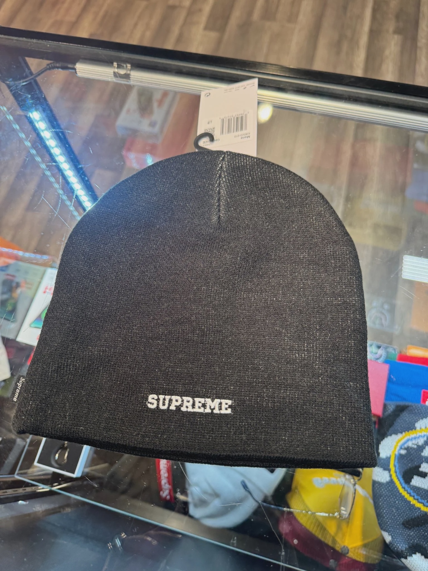 Supreme Nike Beanie Black • Brand New [1046] - photo 2