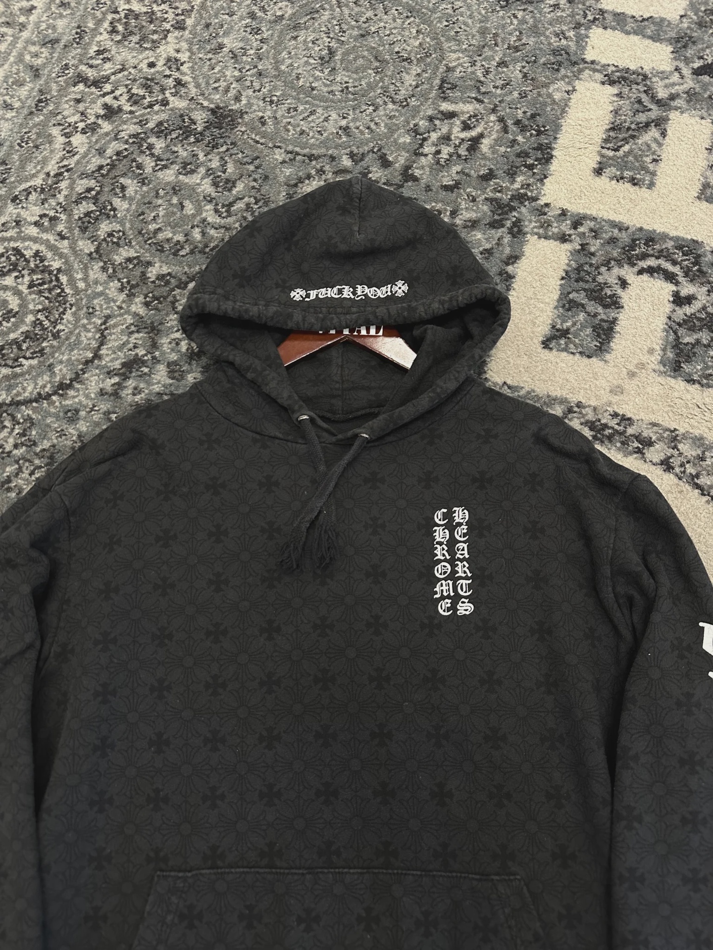 Chrome Hearts Monogram Vertical Logo Hoodie 'Black' • Pre-Owned [7772] - photo 5