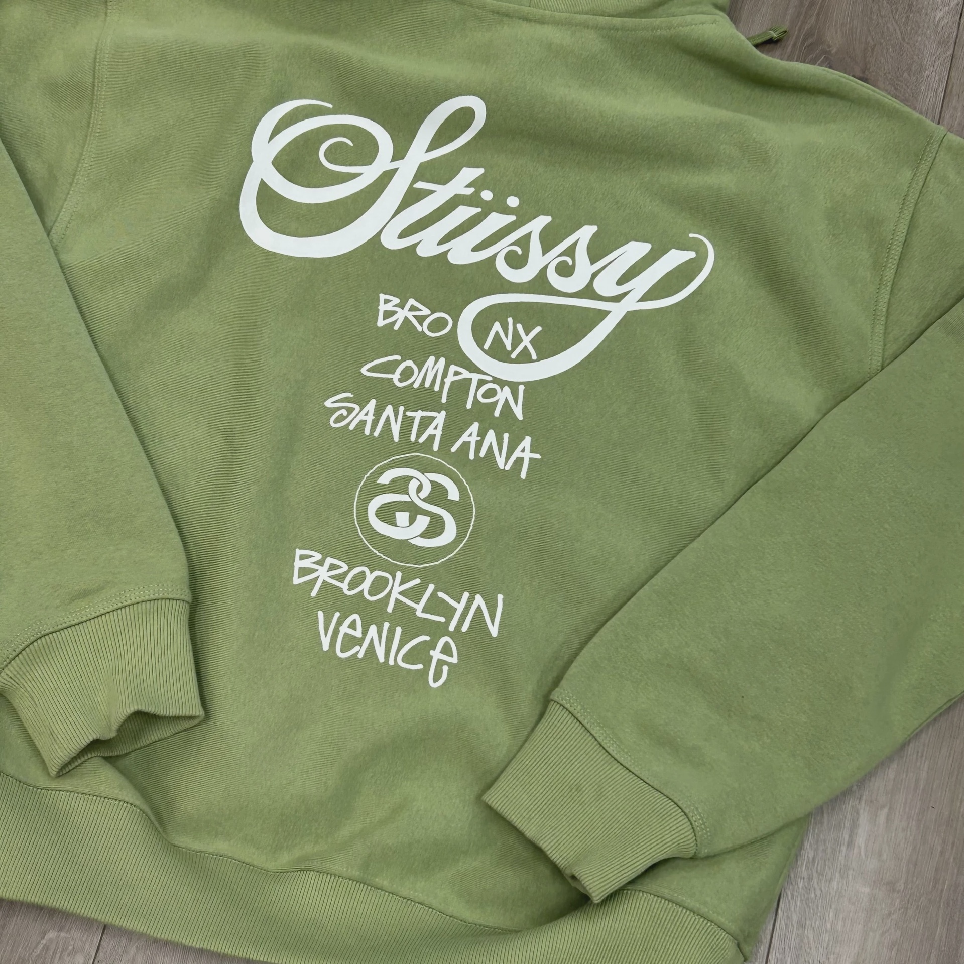 Stussy World Tour Zip Hoodie 'Moss' • Pre-Owned [6884] 2