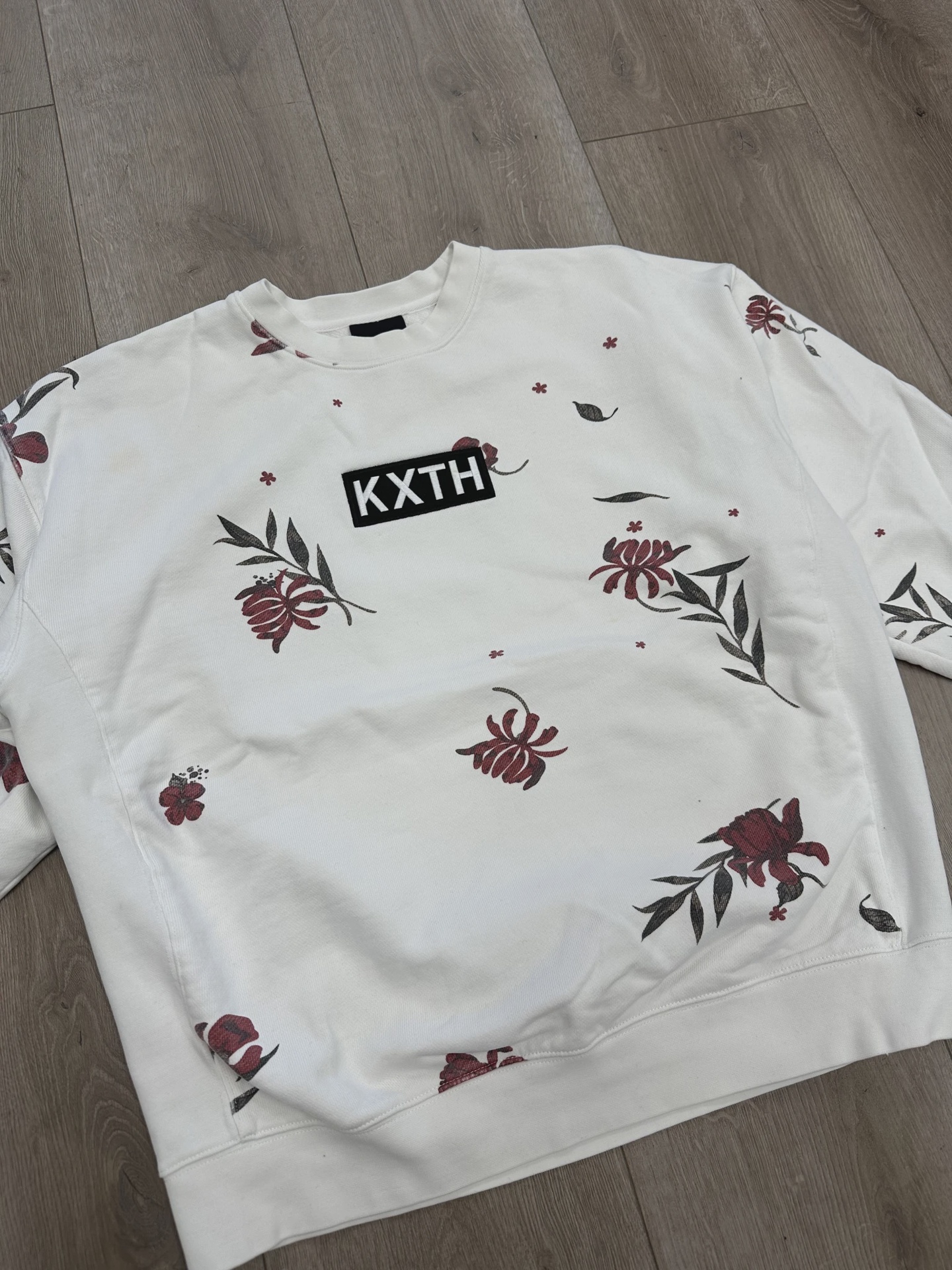 Kith Summer Floral Crewneck 'White' • Pre-Owned [5580] 2