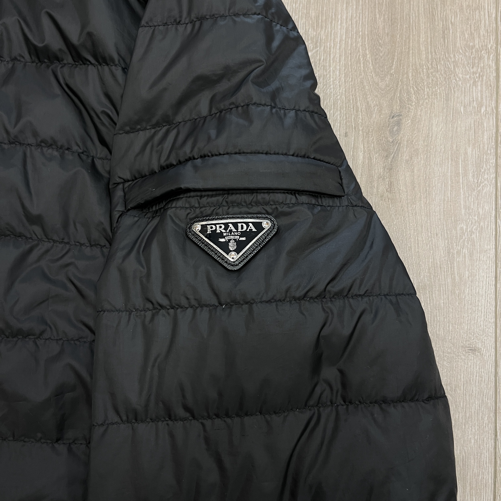 Prada Down Jacket Black with Hood - Pre-Owned 5