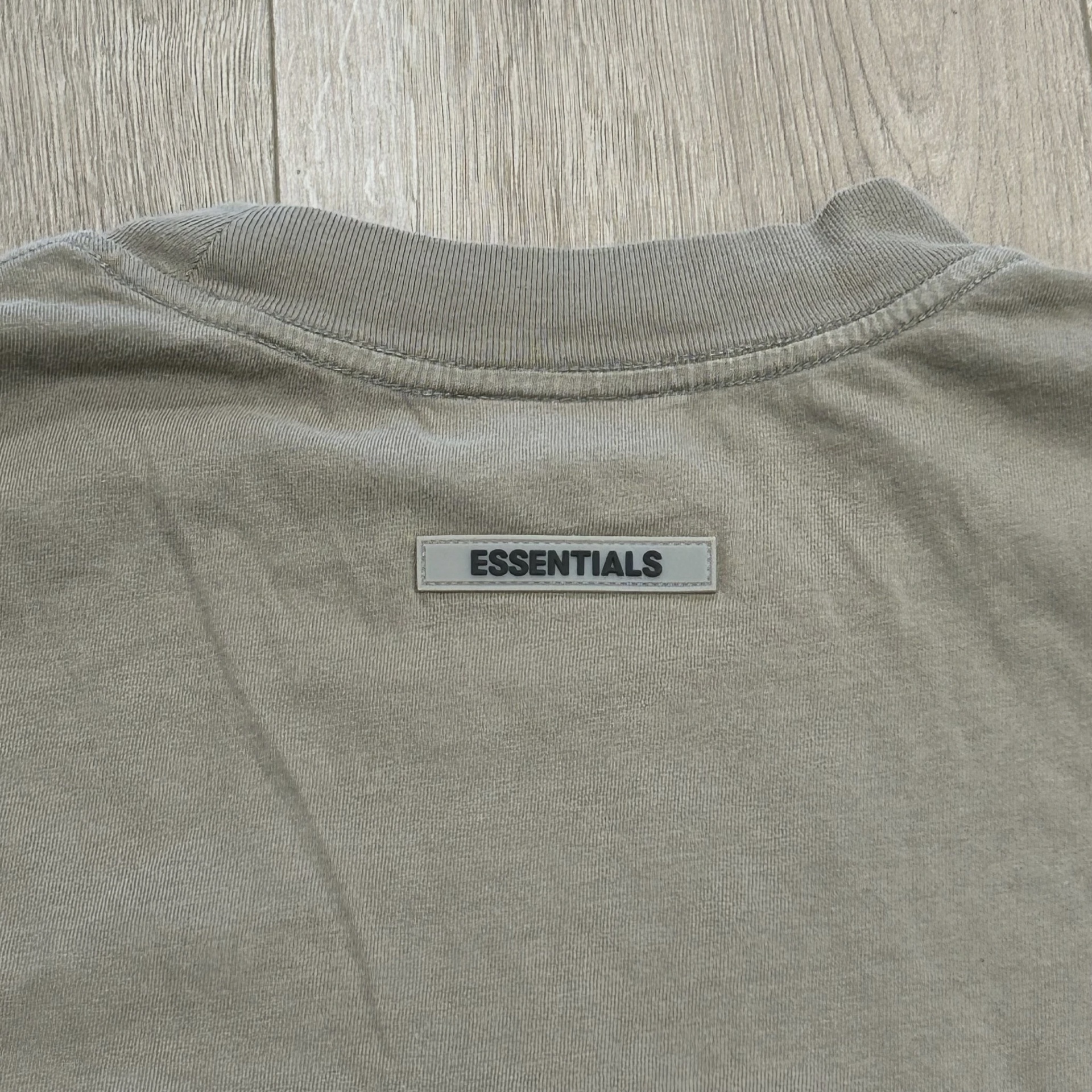 Fear of God Essentials Long-Sleeve Tee Taupe • Pre-Owned [8117] 6