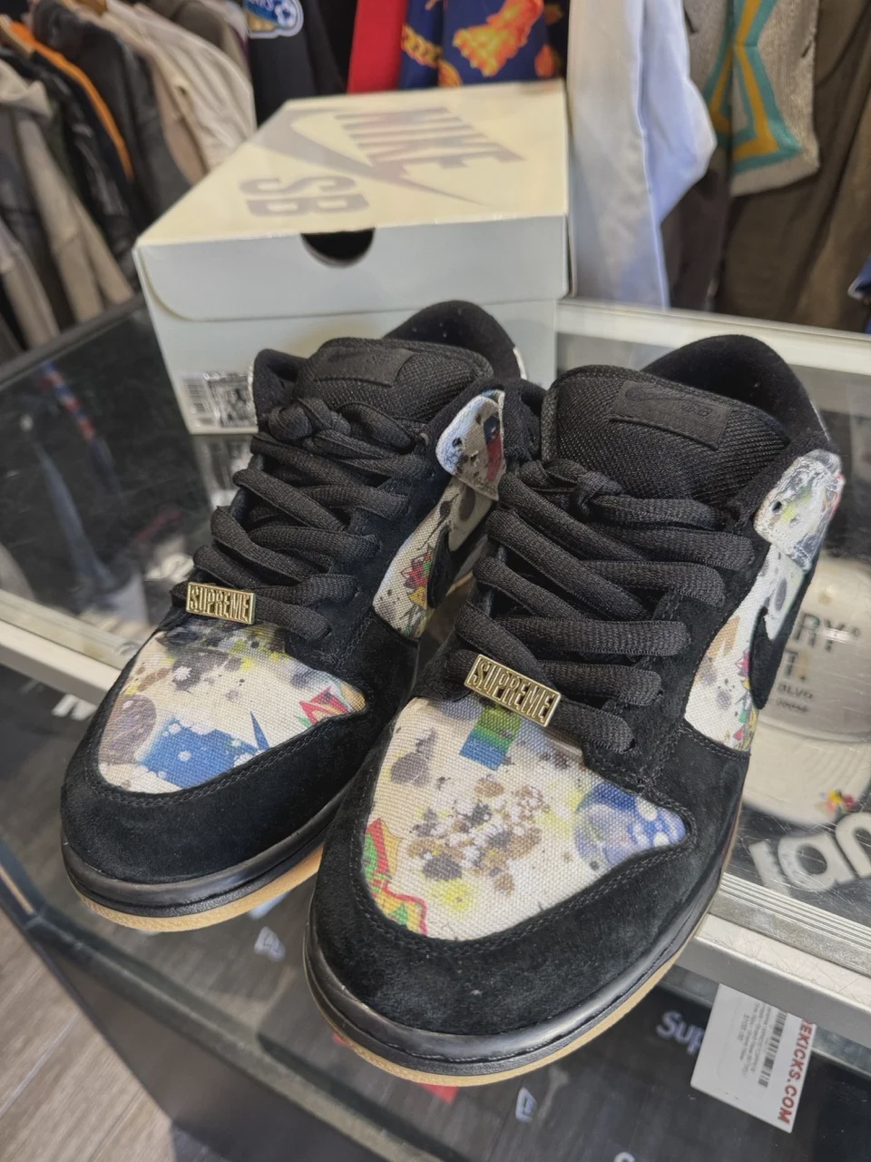 Supreme SB Low Rammellzee • Pre-Owned [8613] - photo 2