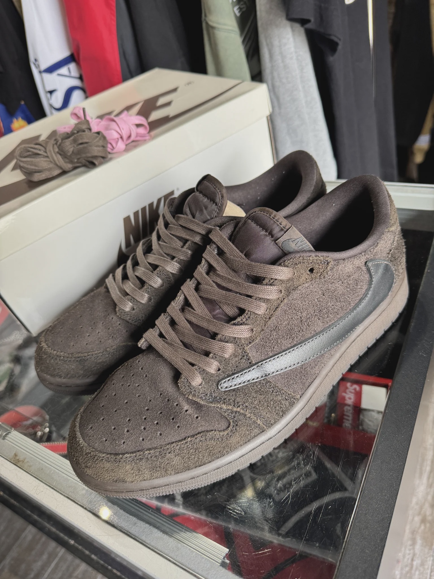Air Jordan 1 Retro Low Original SP Travis Scott Velvet Brown • Pre-Owned [3587] - photo 1