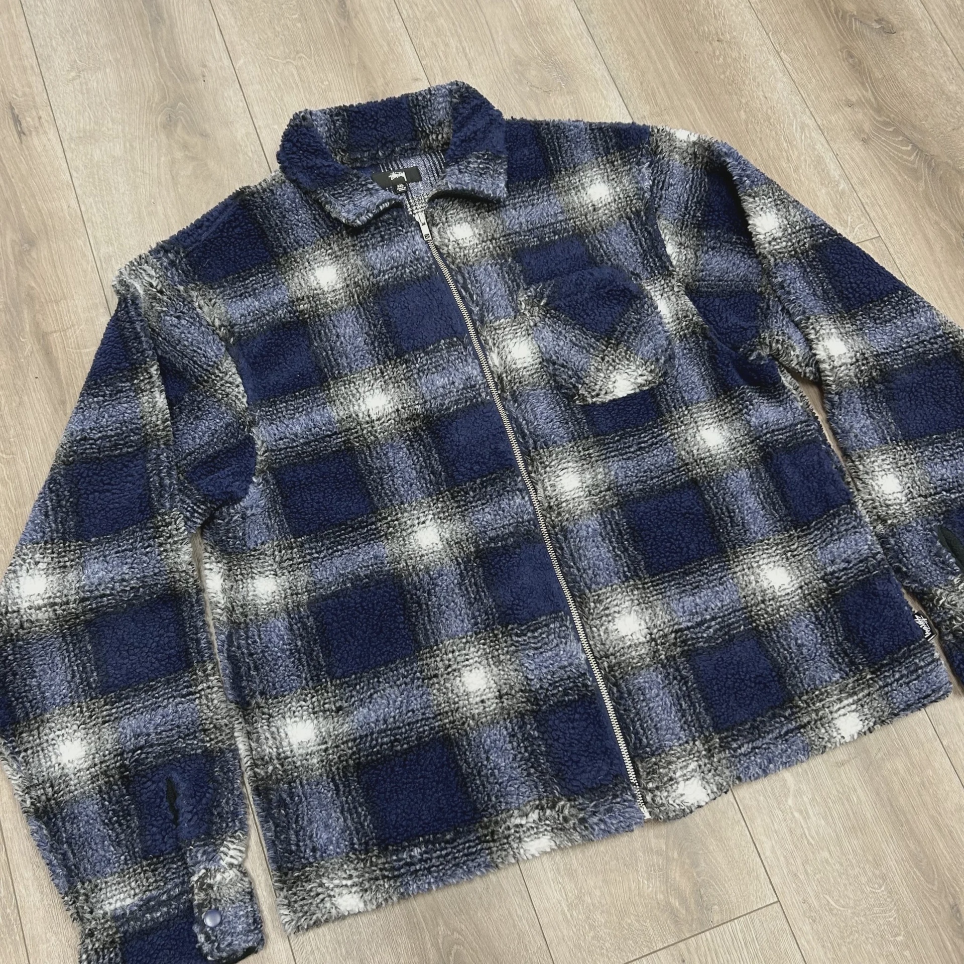 Stüssy Shadow Plaid Sherpa Zip Shirt • Pre-Owned [9703] - photo 6