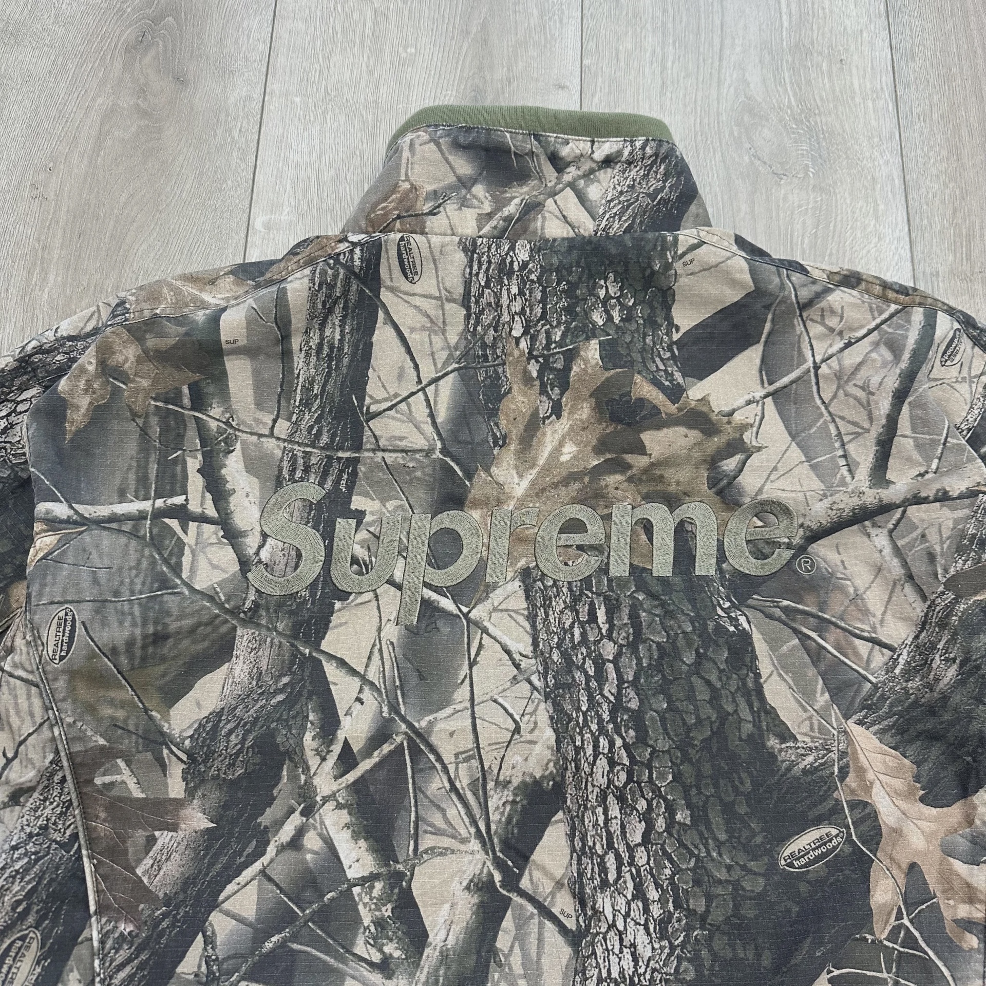 Supreme/Umbro Cotton Ripstop Track Jacket in Realtree Hardwoods Camo • Pre-Owned [3349] - photo 2