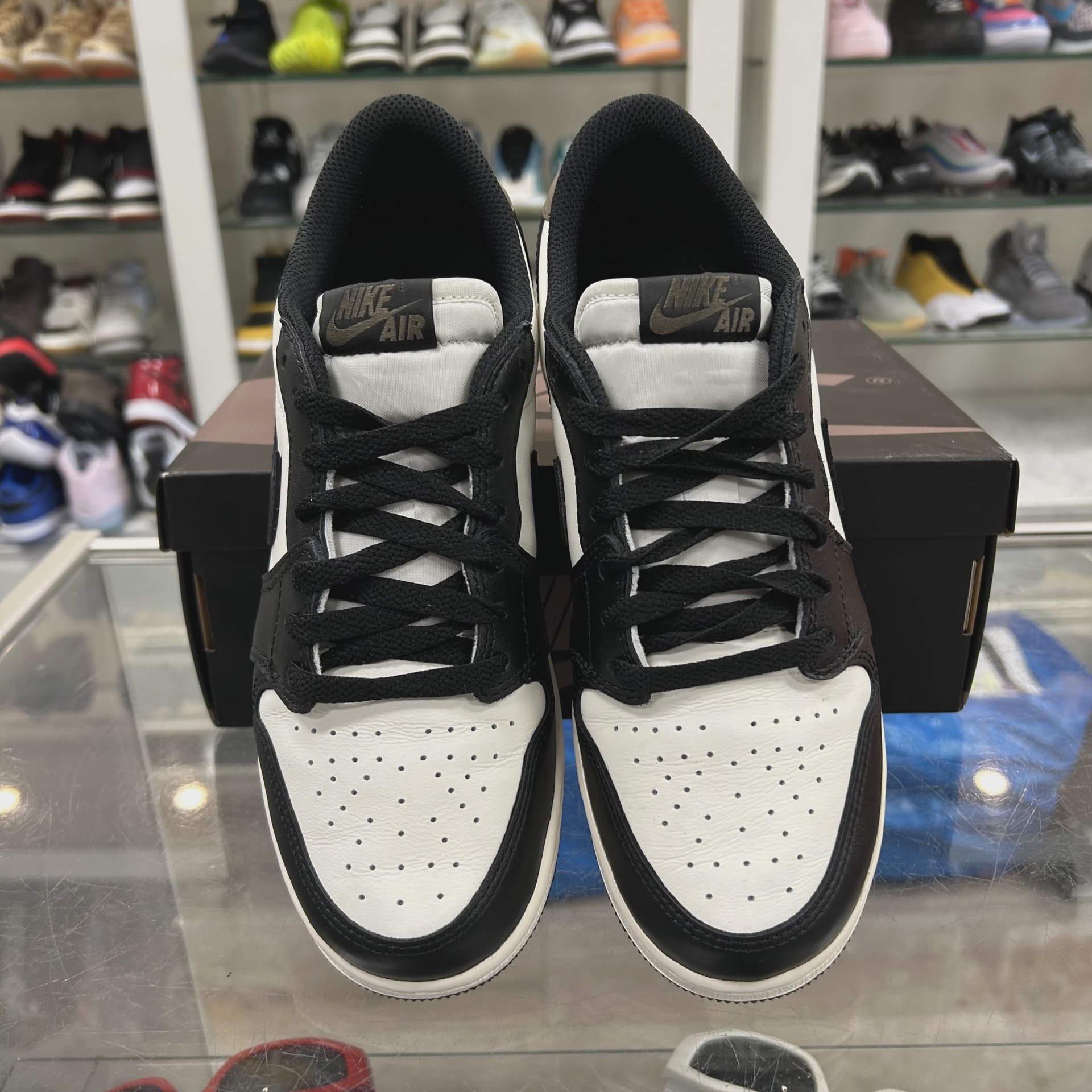 Air Jordan 1 Retro Low Original Mocha (Grade School) • Pre-Owned [7726] 5
