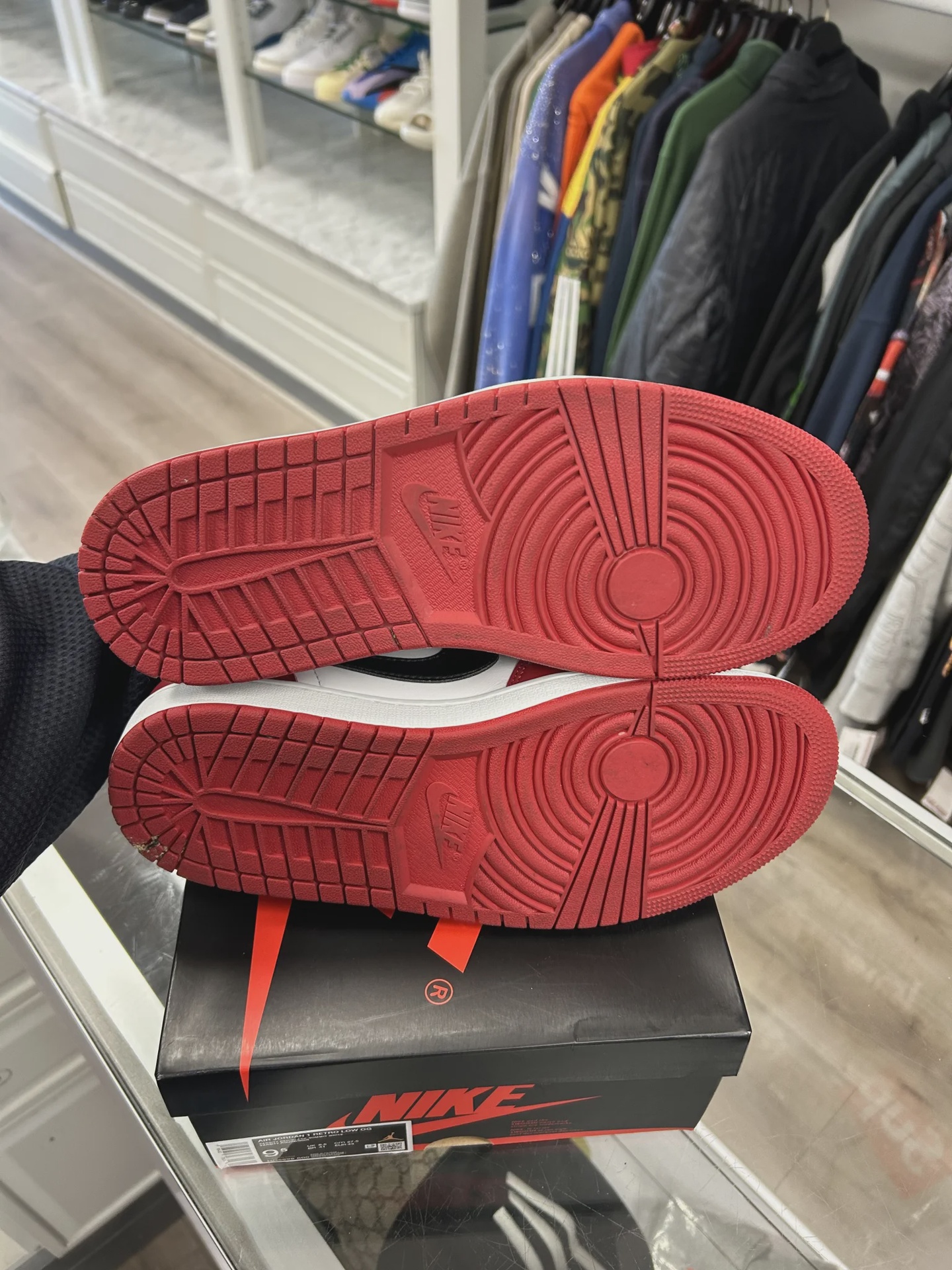 Air Jordan 1 Retro Low Original Chicago (2025) • Pre-Owned [9985] - photo 2