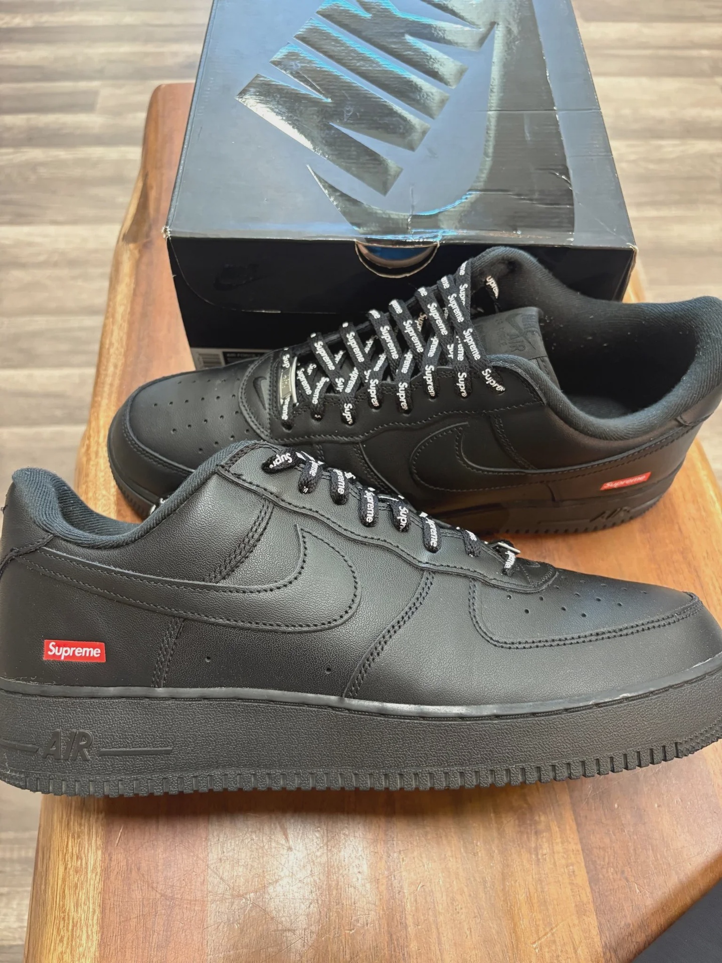 Supreme Nike Air Force 1 Low Supreme Black - Size US M 13