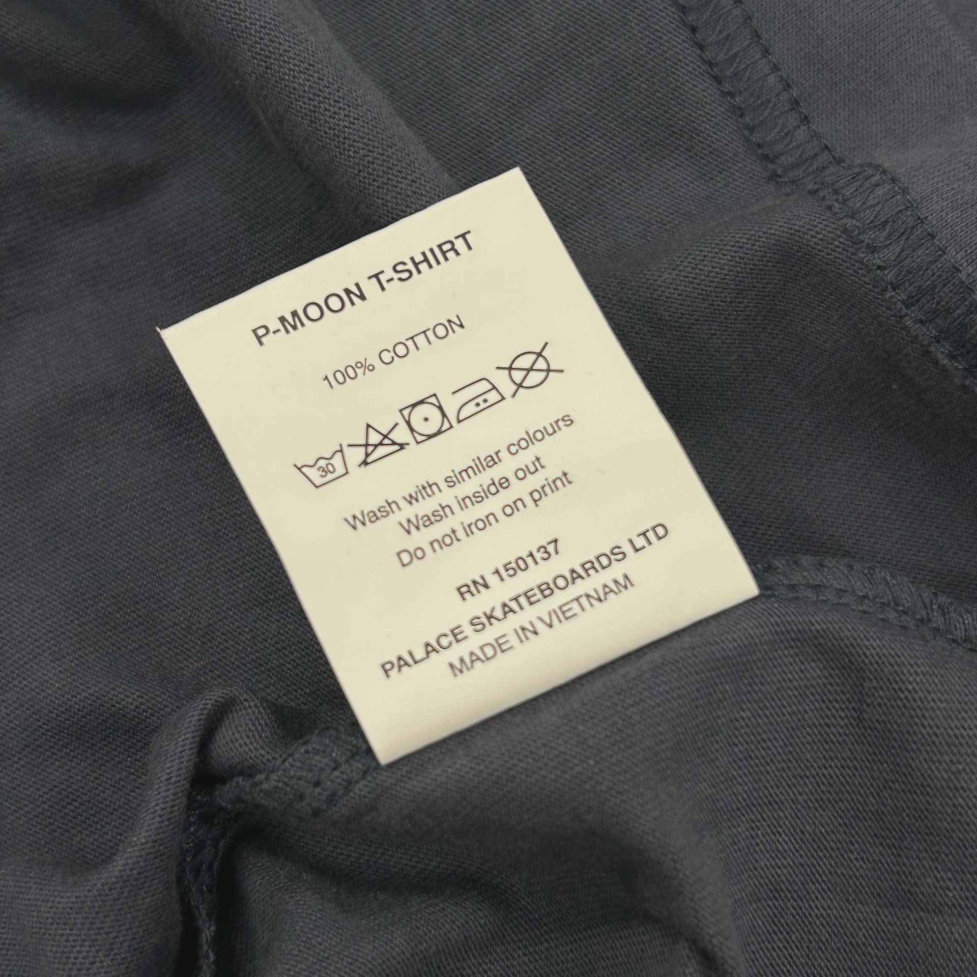 SS18 Palace P-Moon T-shirt Navy/White • Pre-Owned [2244] - photo 5
