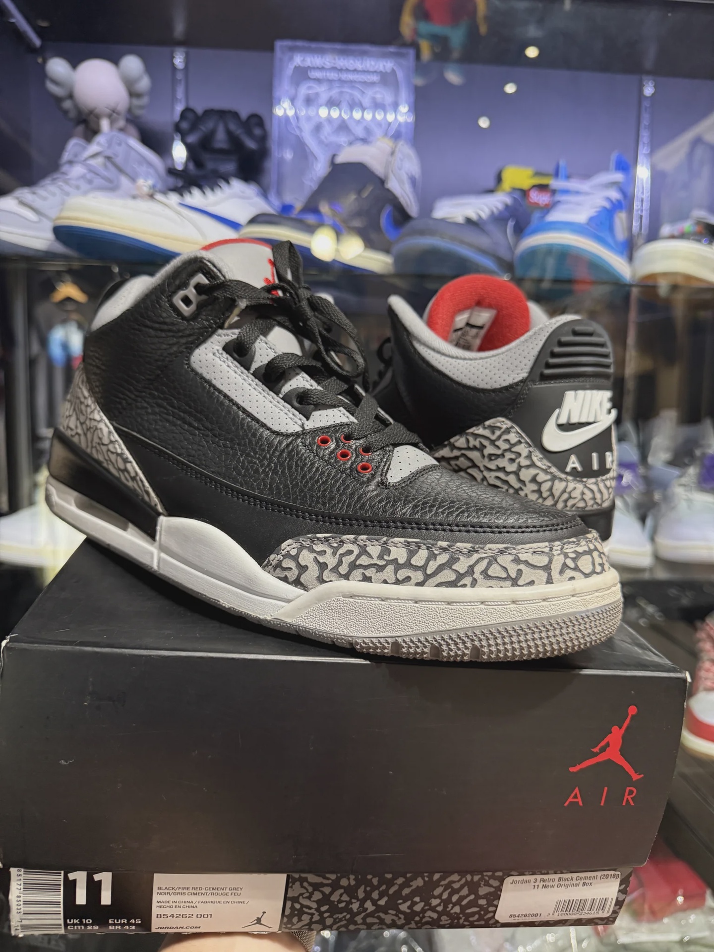 Air Jordan 3 Retro Black Cement (2018) • Pre-Owned [1612] - photo 1