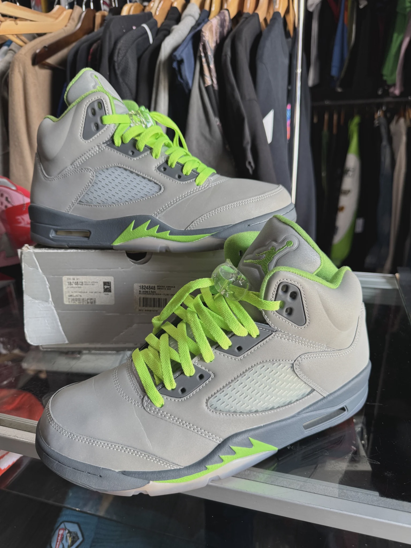 Air Jordan 5 Retro Green Bean (2022) • Pre-Owned [5886] - photo 1