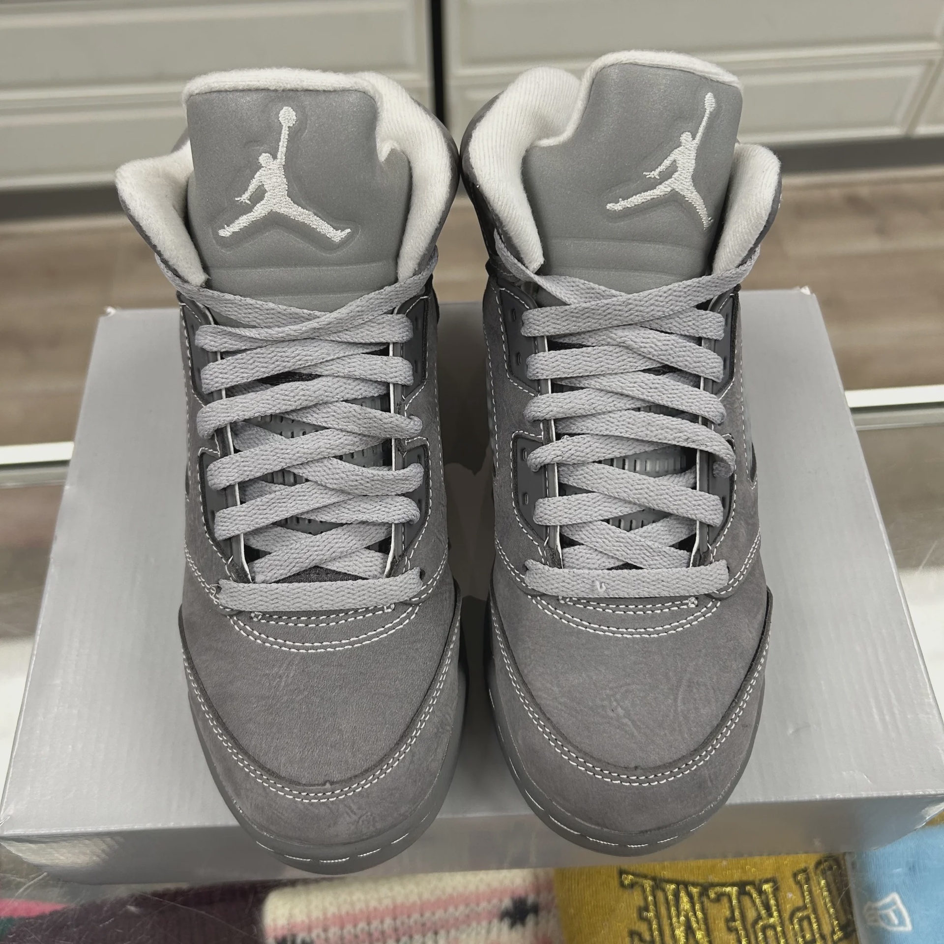 Air Jordan 5 Retro Wolf Grey (2026) (Grade School) • Pre-Owned [4446] - photo 6