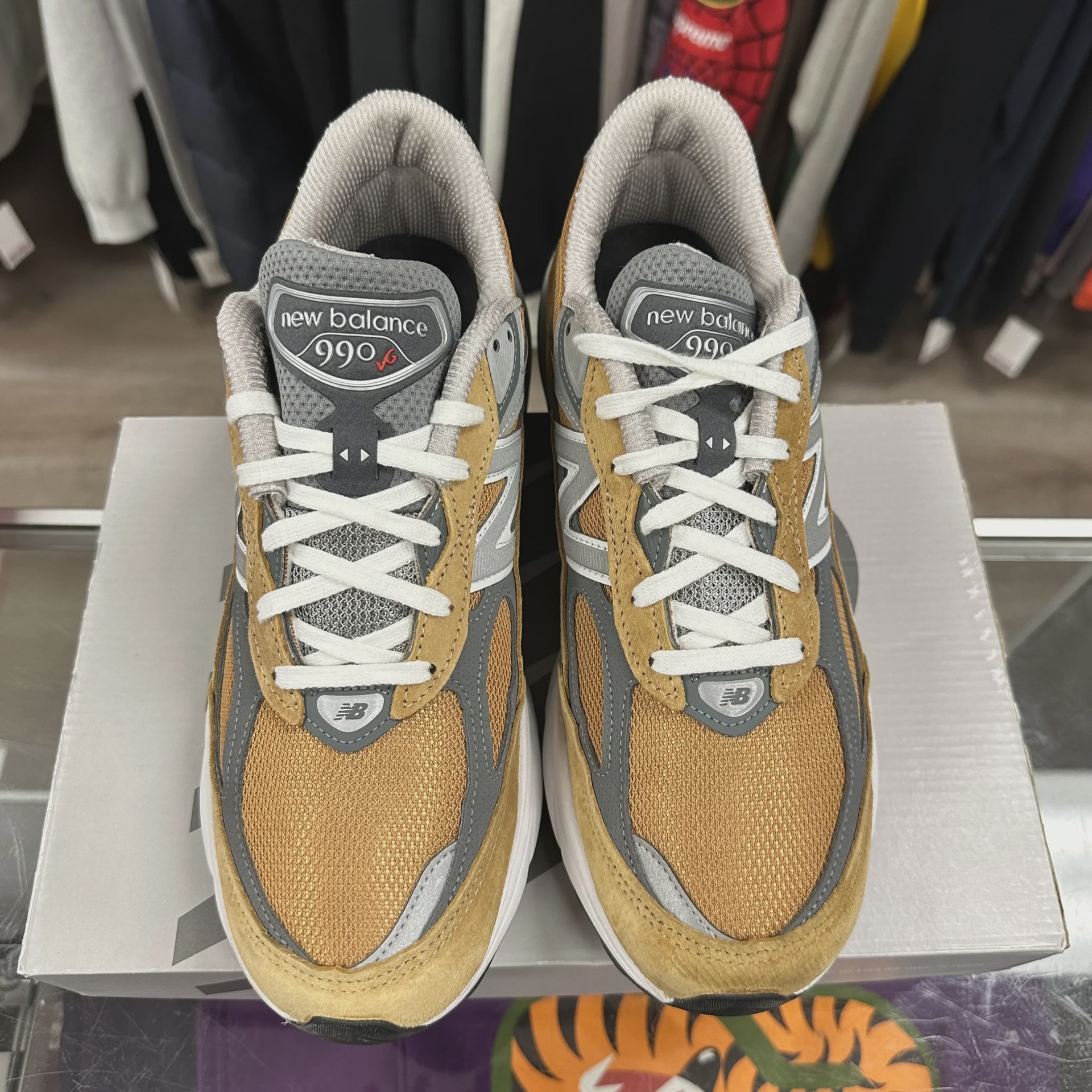 New Balance 990v6 MiUSA Workwear Grey • Pre-Owned [1953] - photo 4
