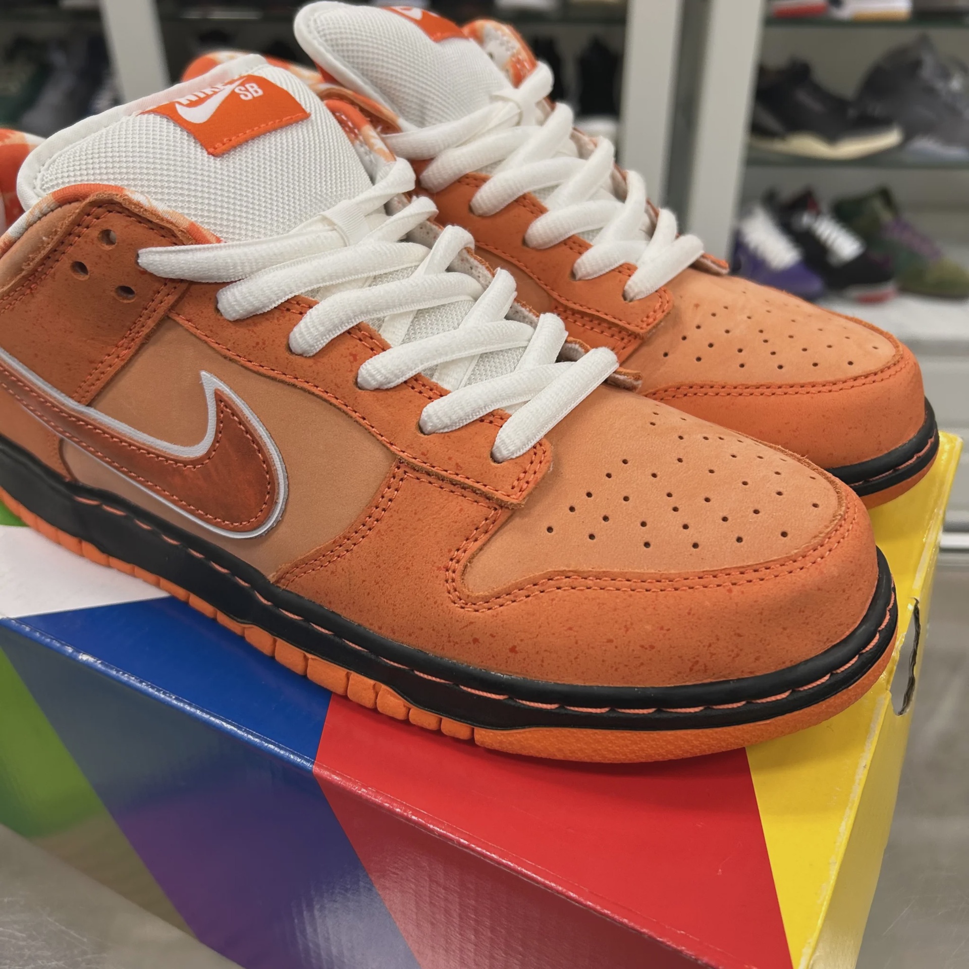 Nike SB Dunk Low Concepts Orange Lobster • Pre-Owned [0351] - photo 4