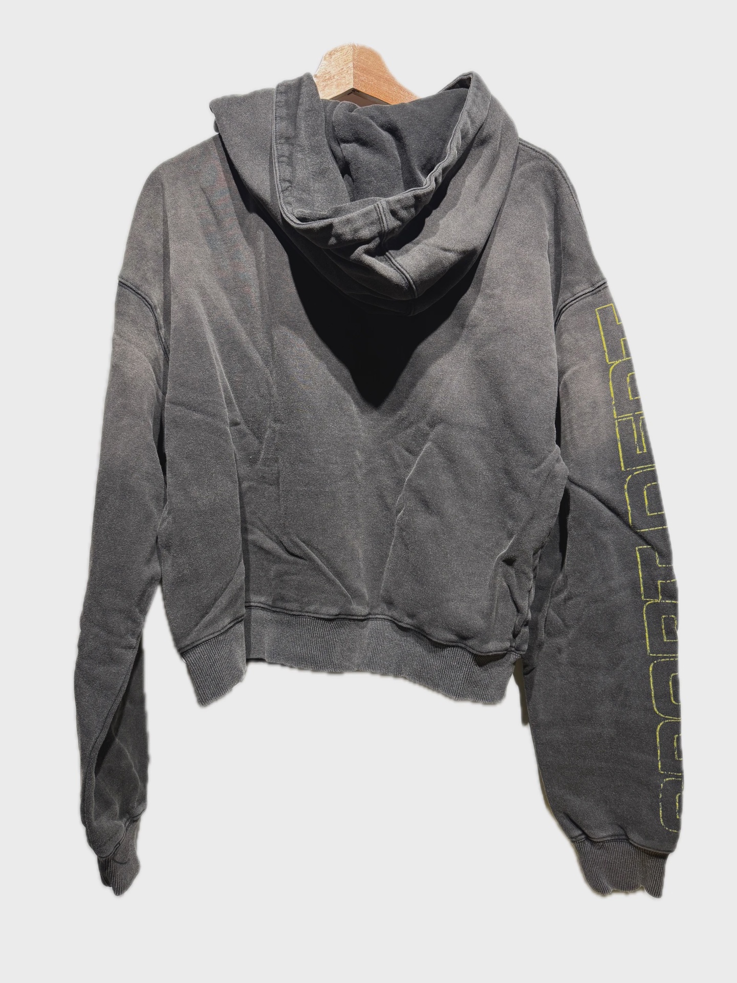 Vale Forever Hellboy Pullover Hoodie Black size Small • Brand New [6862] 2