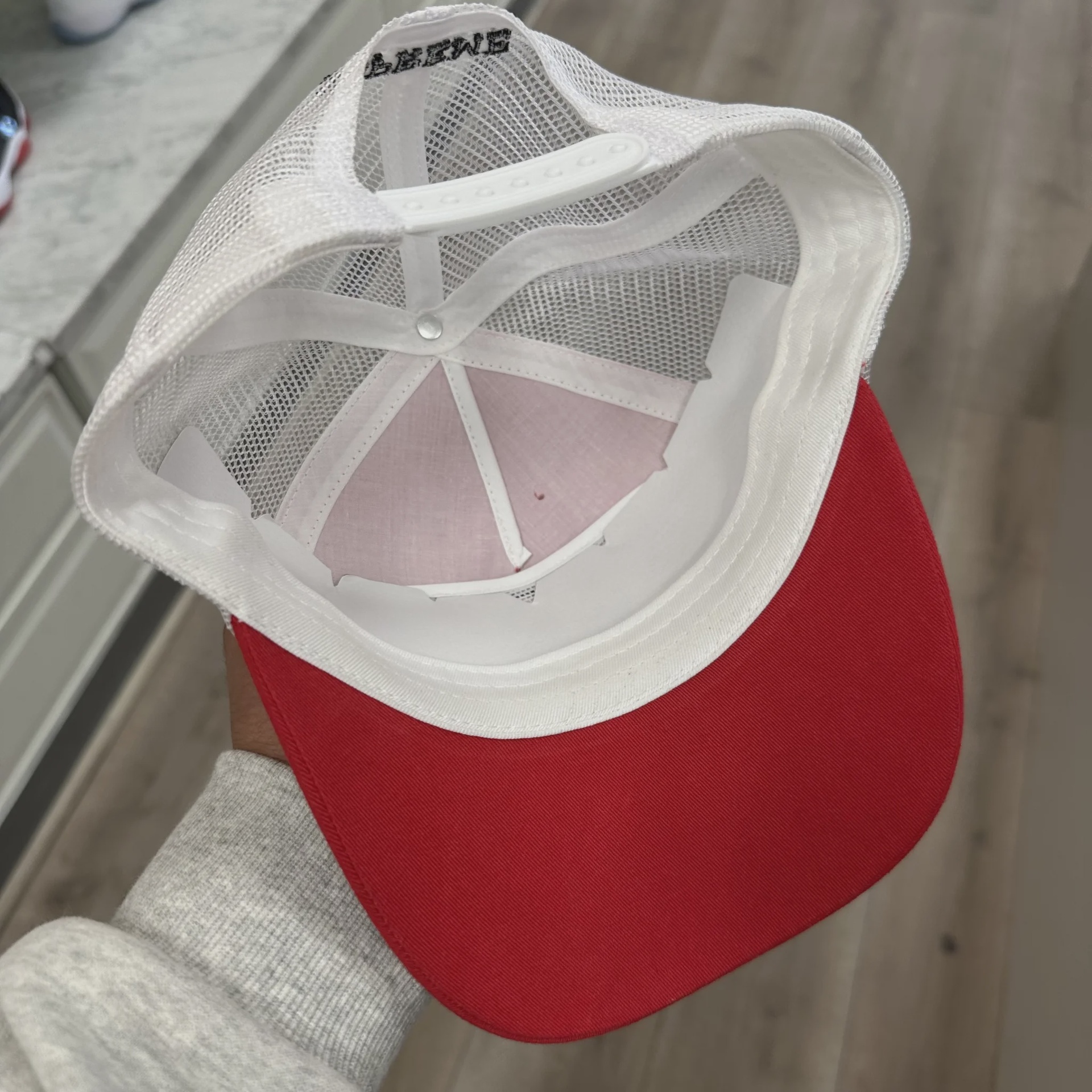 Supreme Trucker Hat Cowboy Style • Pre-Owned [2241] - photo 2