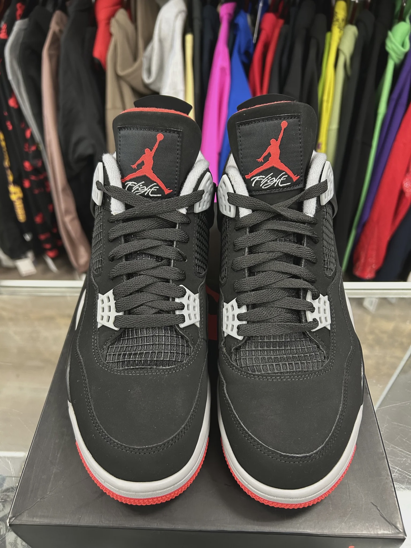 Air Jordan 4 Retro Black Red (2019) • Pre-Owned [3631] - photo 3