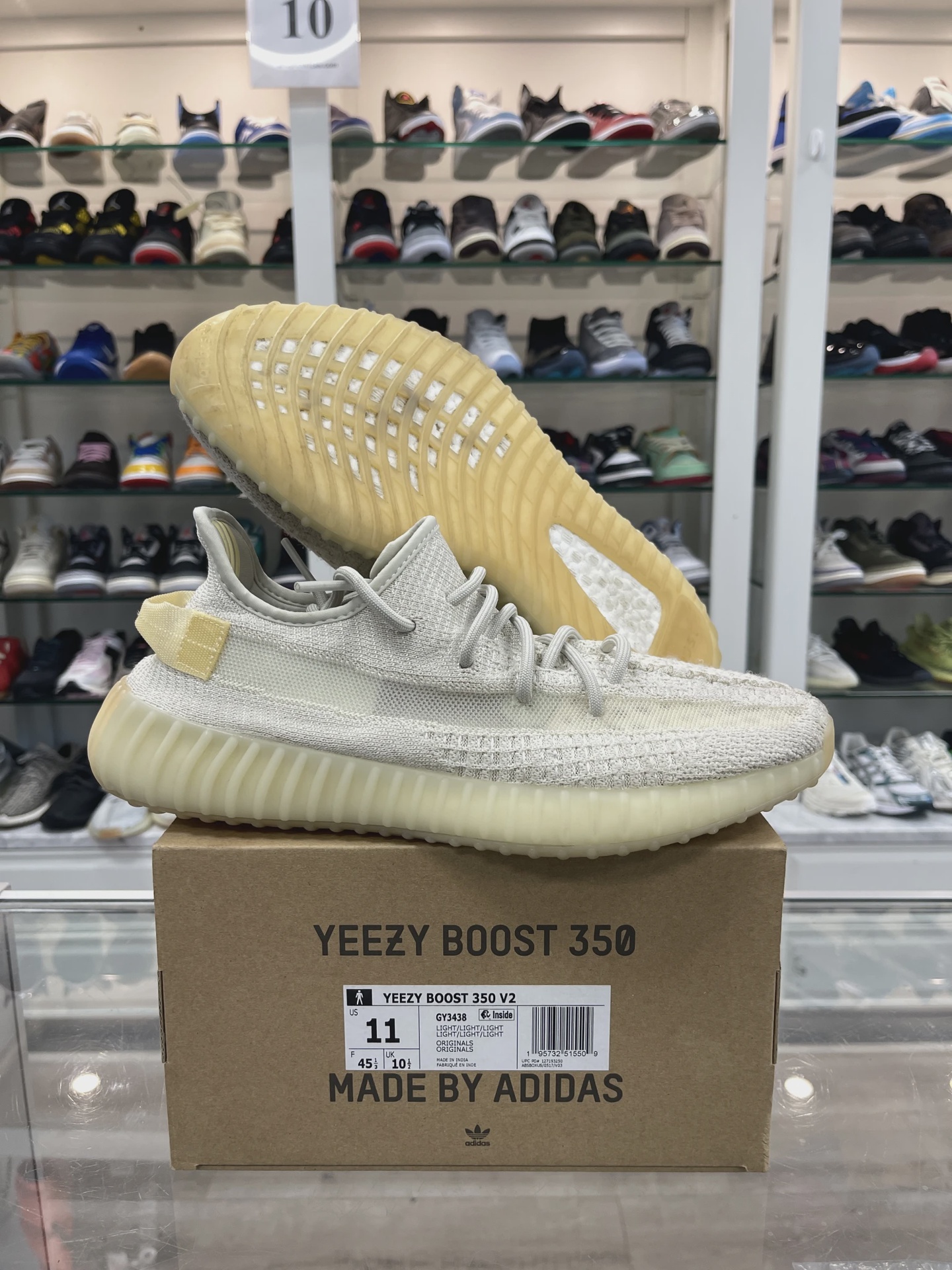 adidas Yeezy Boost 350 V2 Light • Pre-Owned [0195]