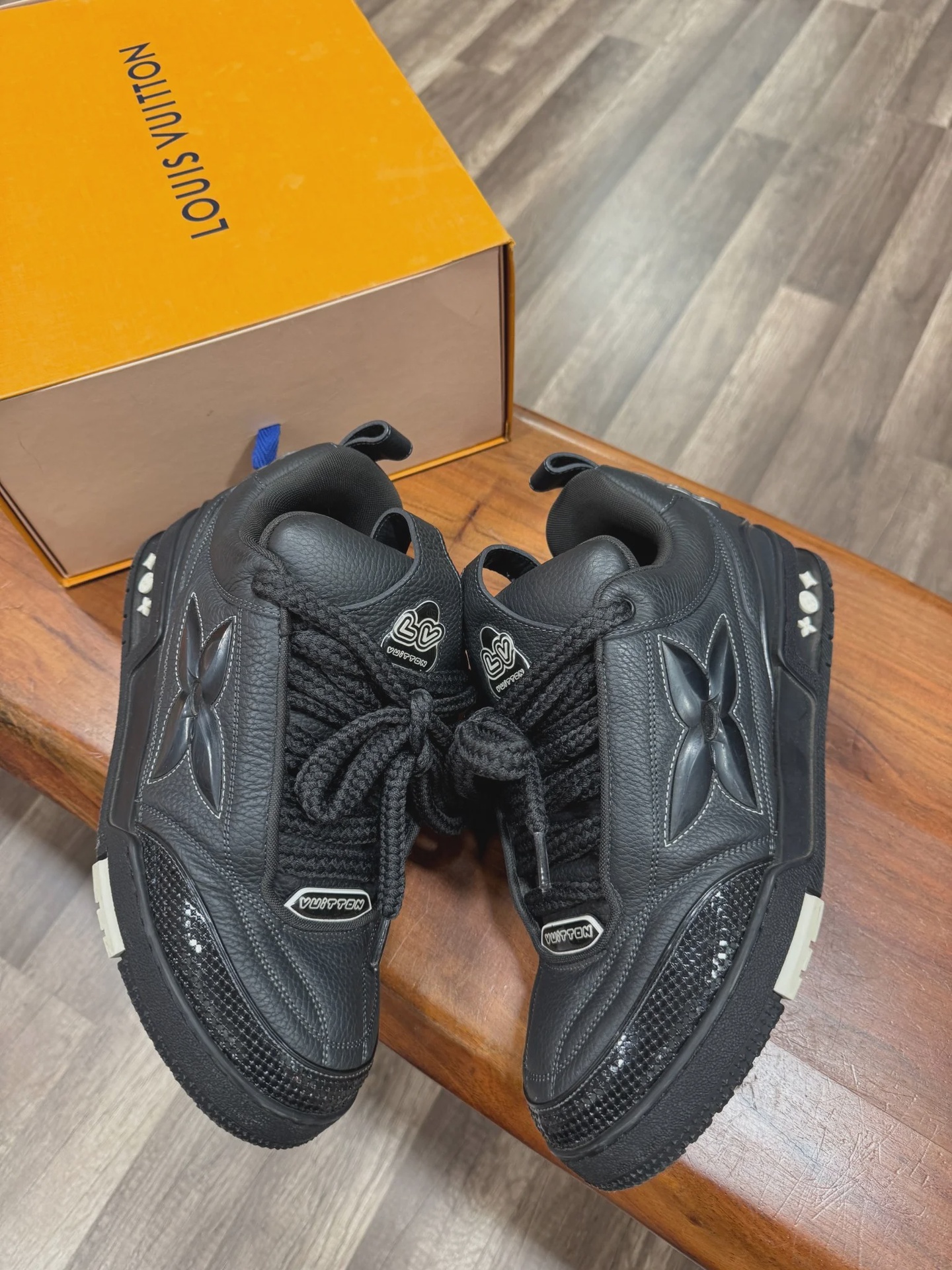 Louis Vuitton Skate Sneaker 9LV • Pre-Owned [2532] - photo 1