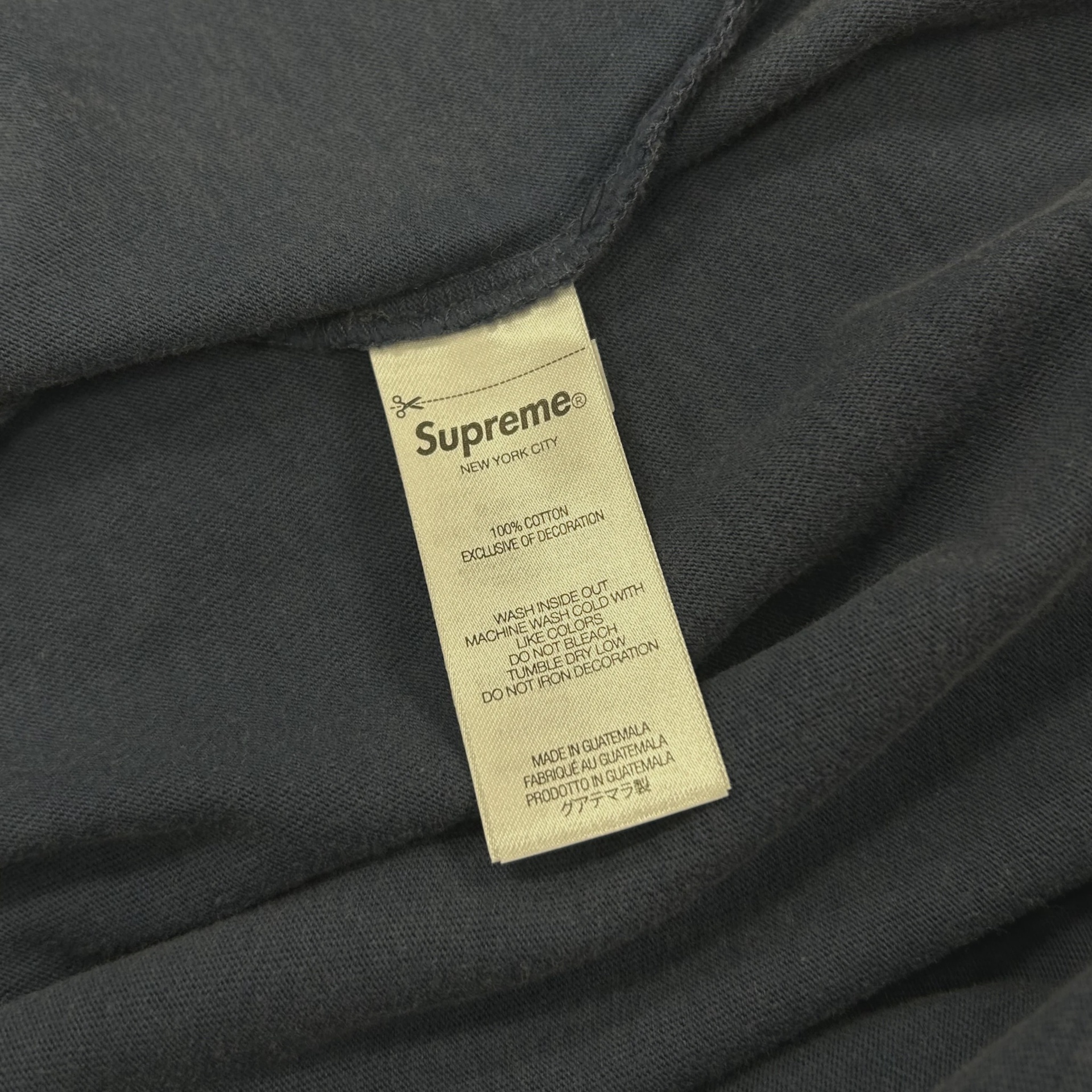 Supreme Washed S/S Top Navy • Pre-Owned [8331] 3