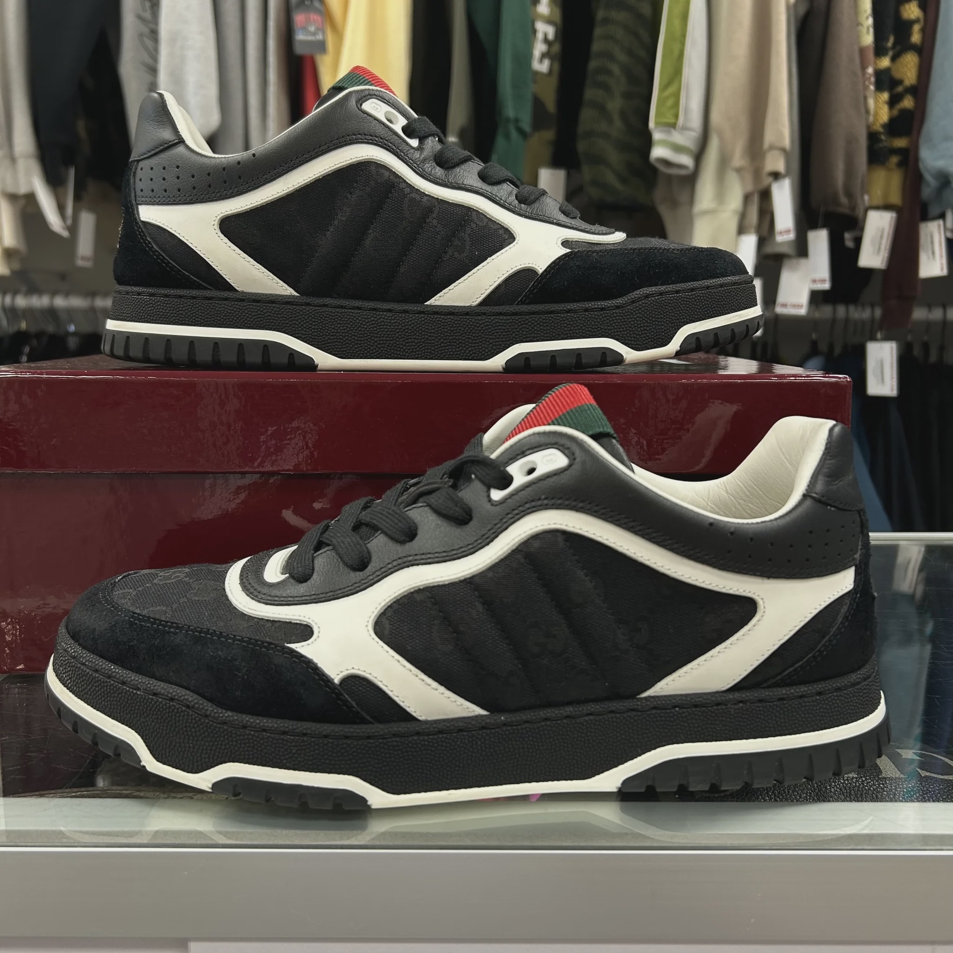 Gucci Gucci Low Top Black - Size US M 11