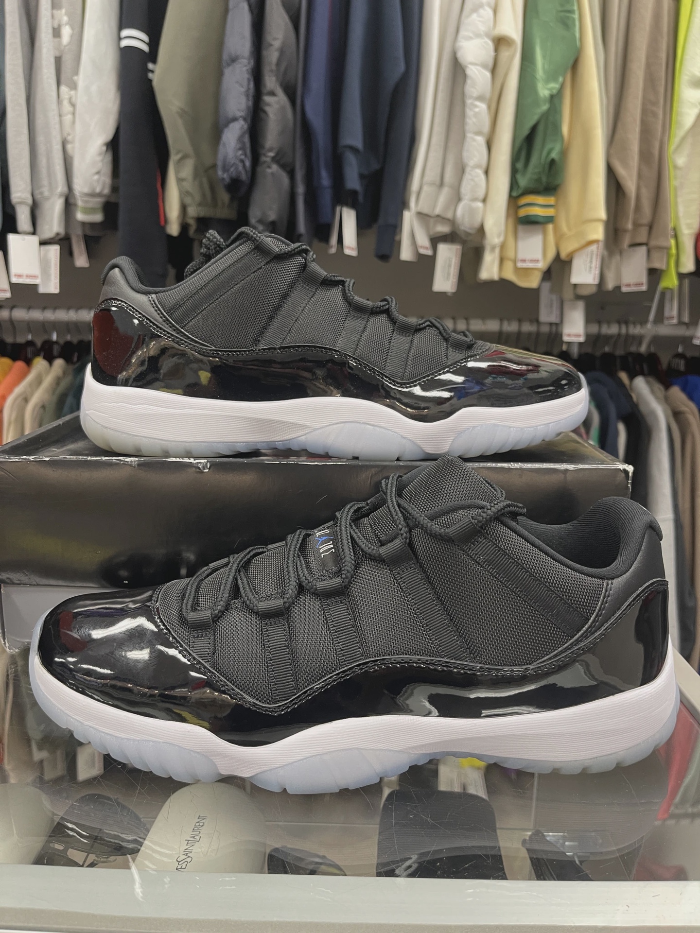 Jordan 11 Retro Low Space Jam • Pre-Owned [2652]