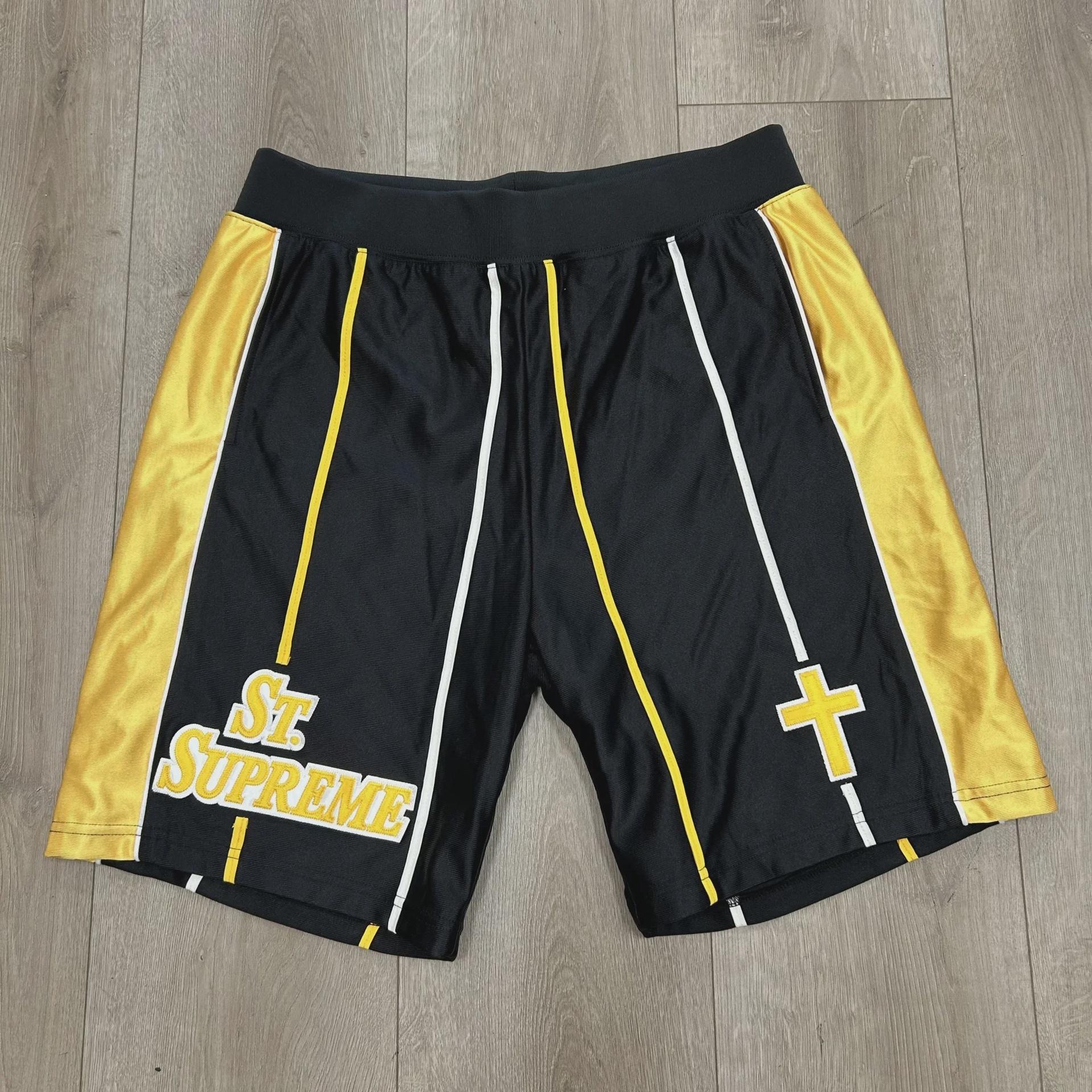 Supreme St. Supreme Basketball Short in Black • Pre-Owned [7989] - photo 1