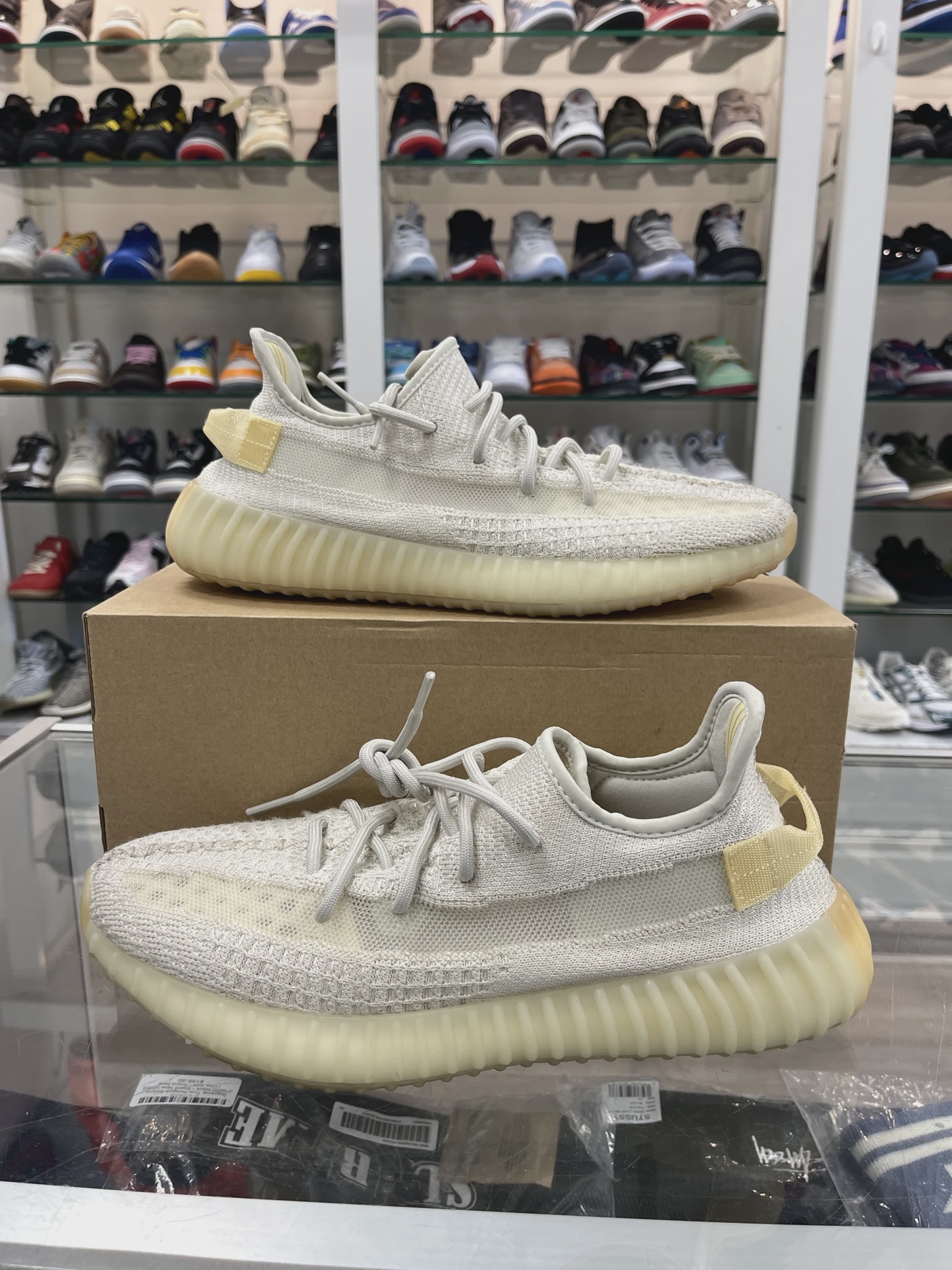 adidas Yeezy Boost 350 V2 Light • Pre-Owned [0195] 8