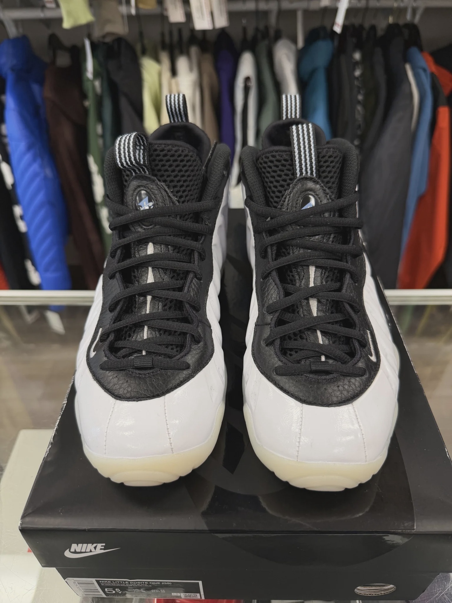 Nike Little Posite One Penny PE (Grade School) • Pre-Owned [1424] - photo 6