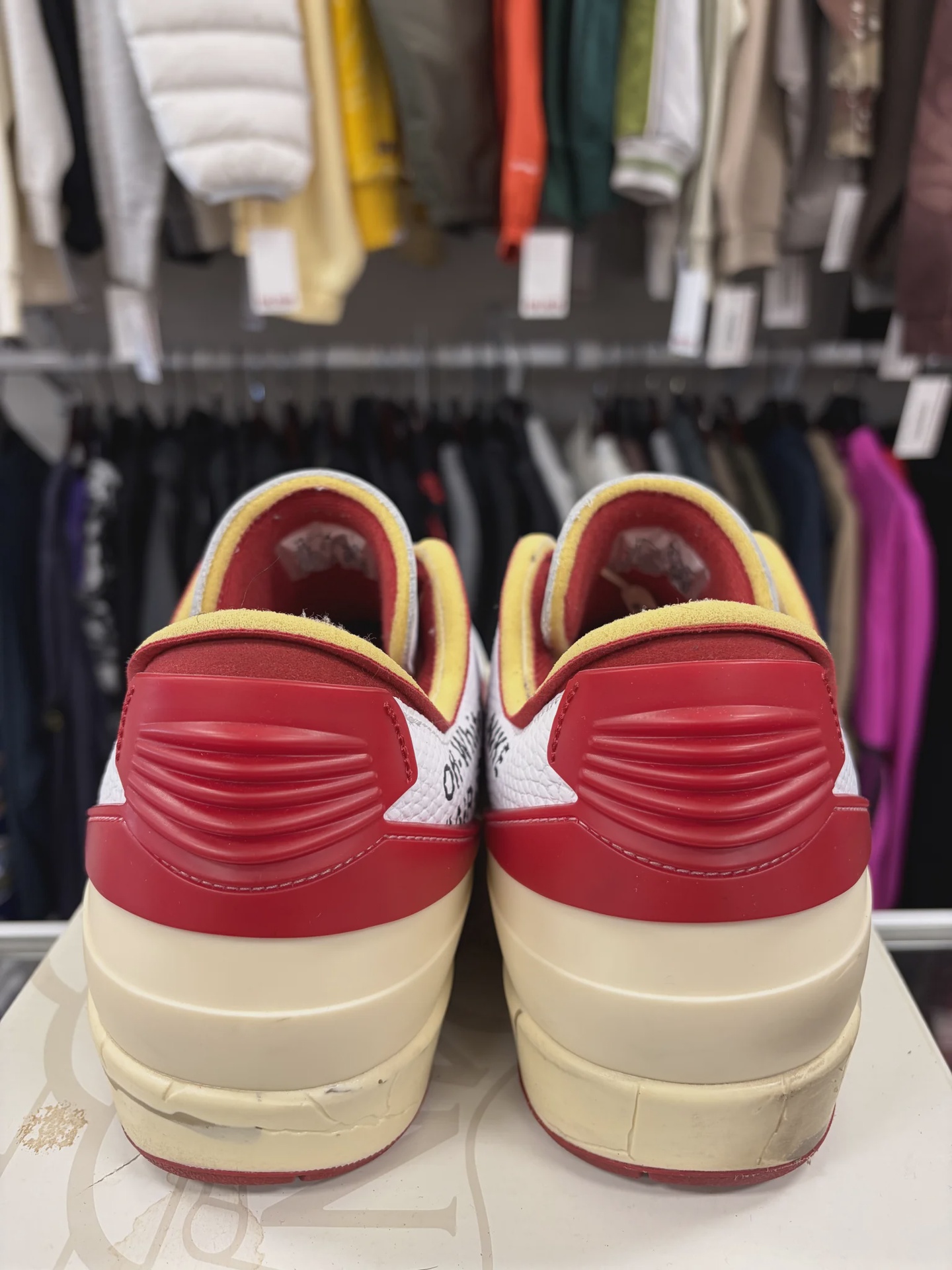 Air Jordan 2 Retro Low SP Off-White White Red • Pre-Owned [6589] - photo 5