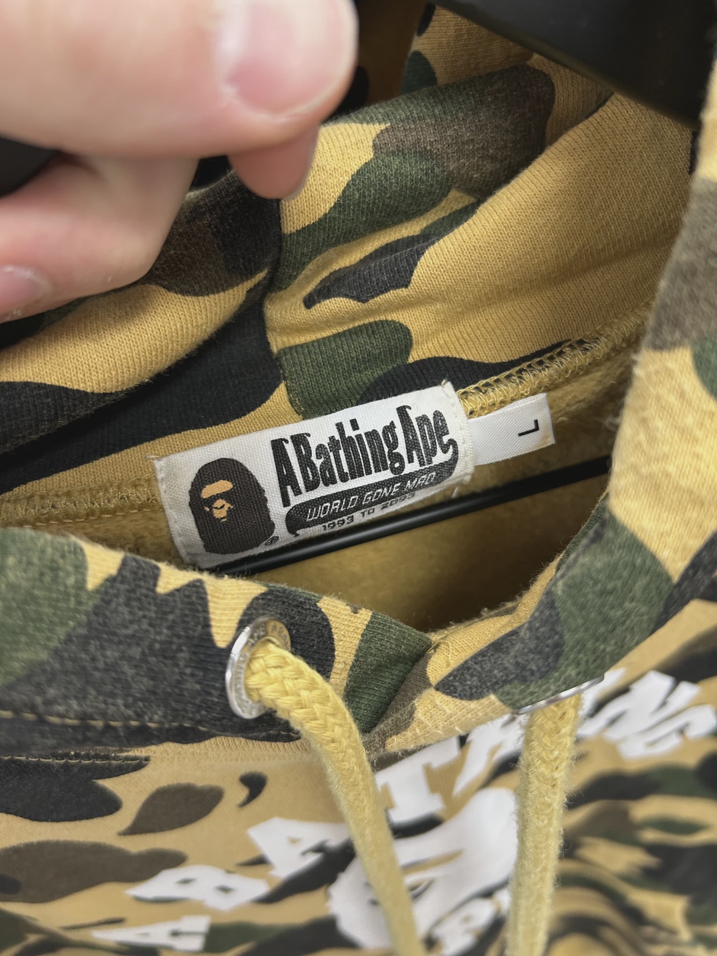BAPE ABC Camo Hoodie Yellow • Pre-Owned [0569] 2