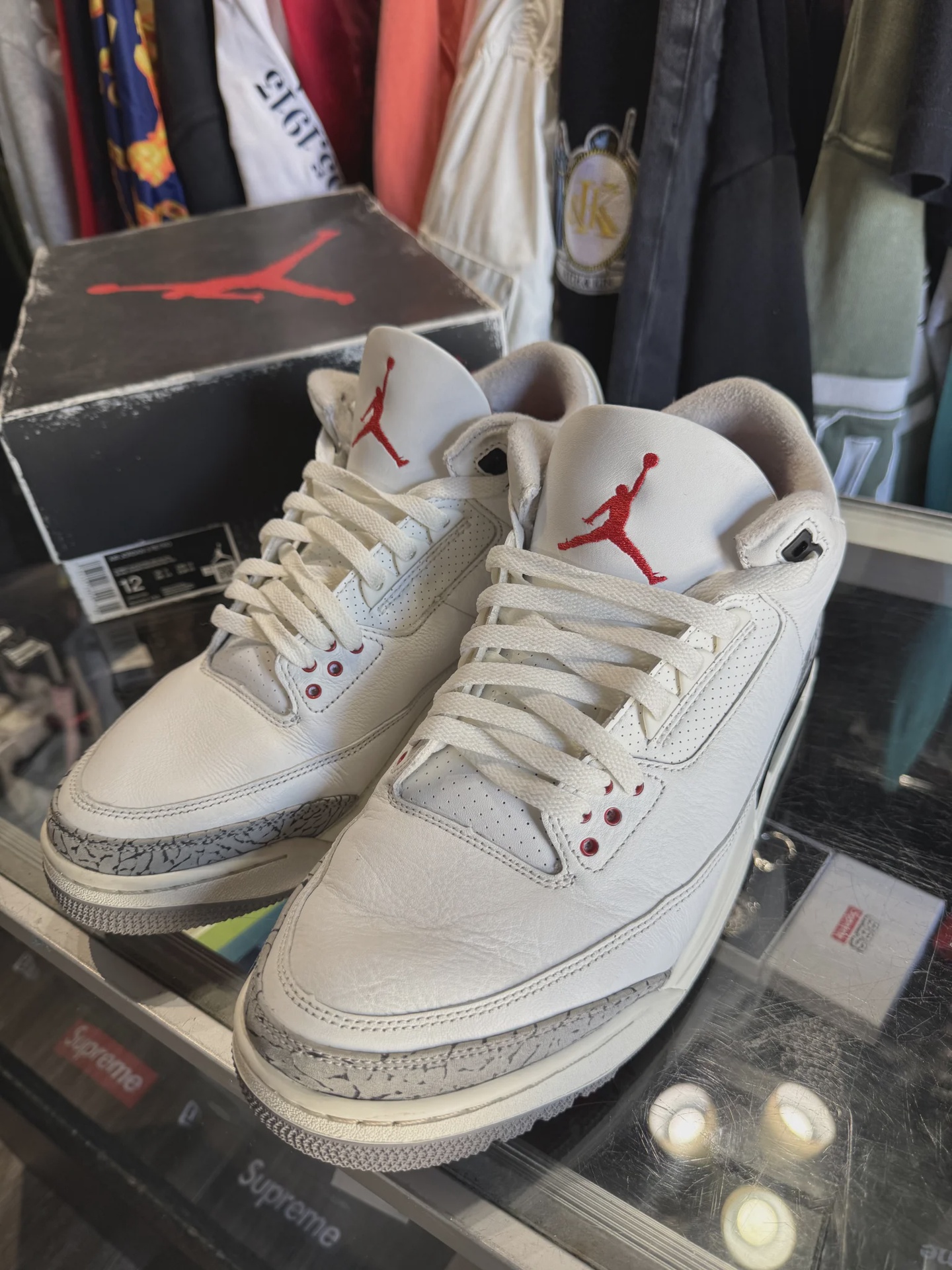 Air Jordan 3 Retro White Cement Reimagined • Pre-Owned [8021] - photo 2