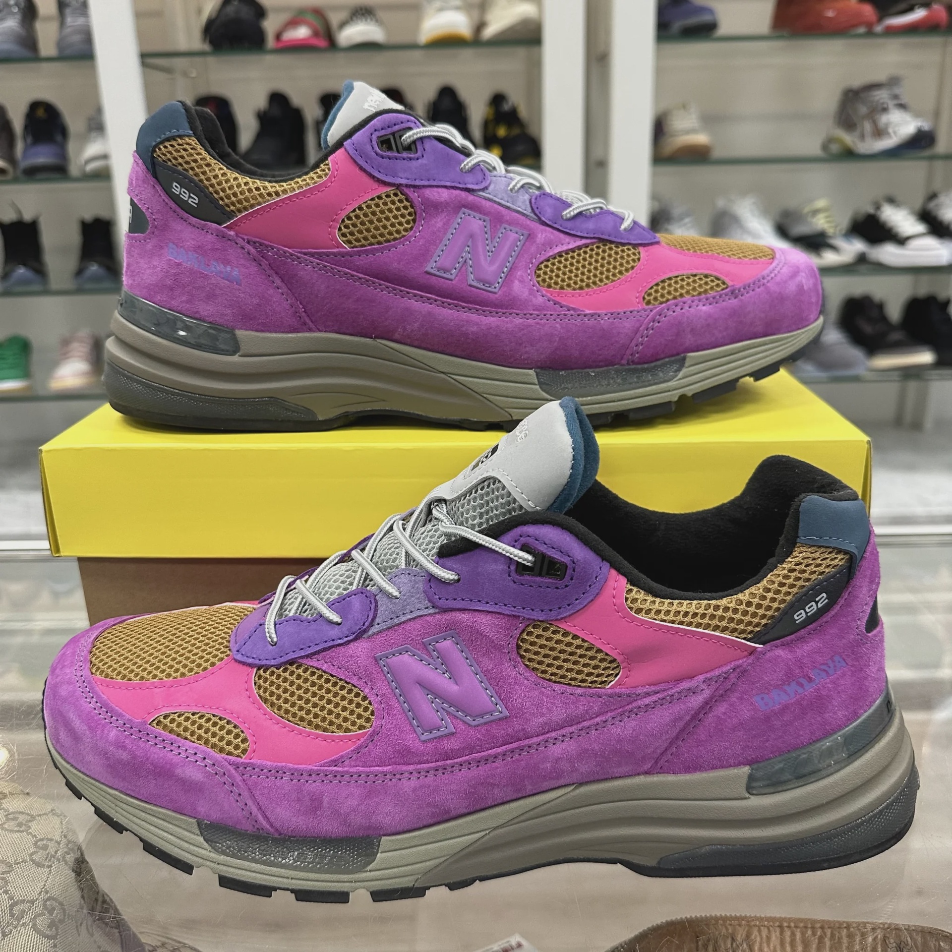 New Balance 992 MiUSA Action Bronson Digitalis Purpurea • Pre-Owned [3883] - photo 1