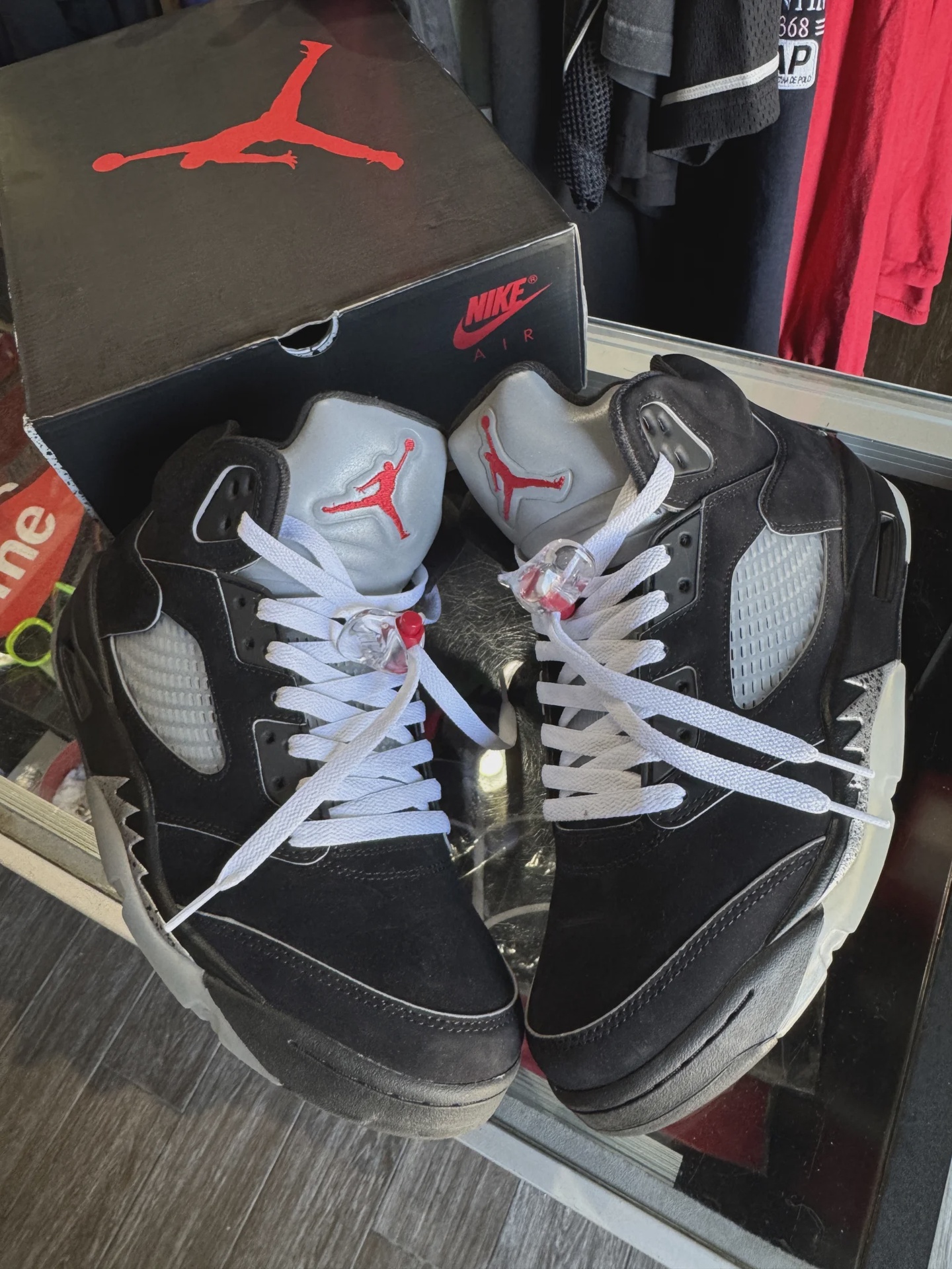 Air Jordan 5 Retro Original Black Metallic Reimagined • Pre-Owned [0296] - photo 1