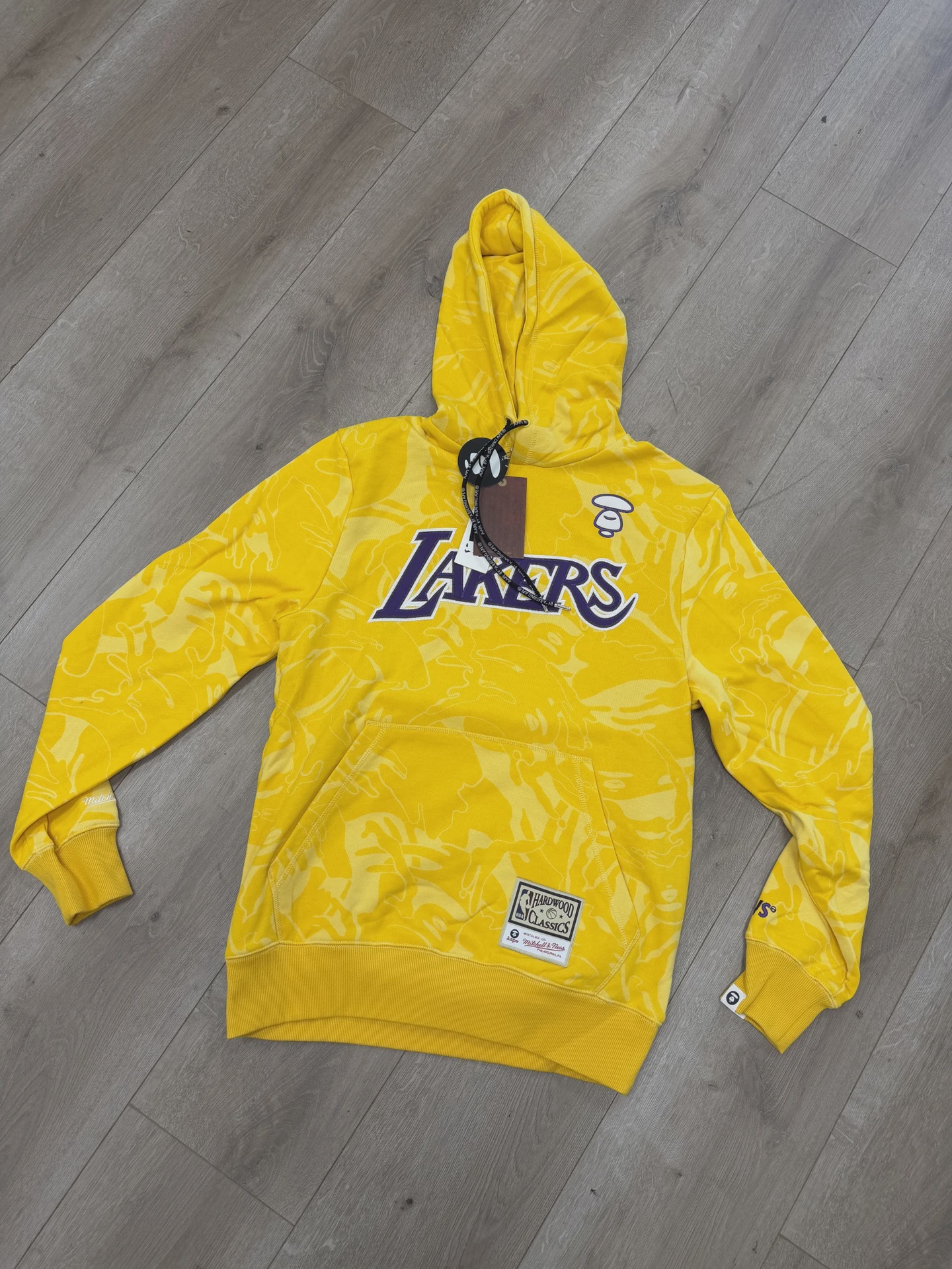 A Bathing Ape Bape x Lakers x Mitchell & Ness Hoodie - Size M