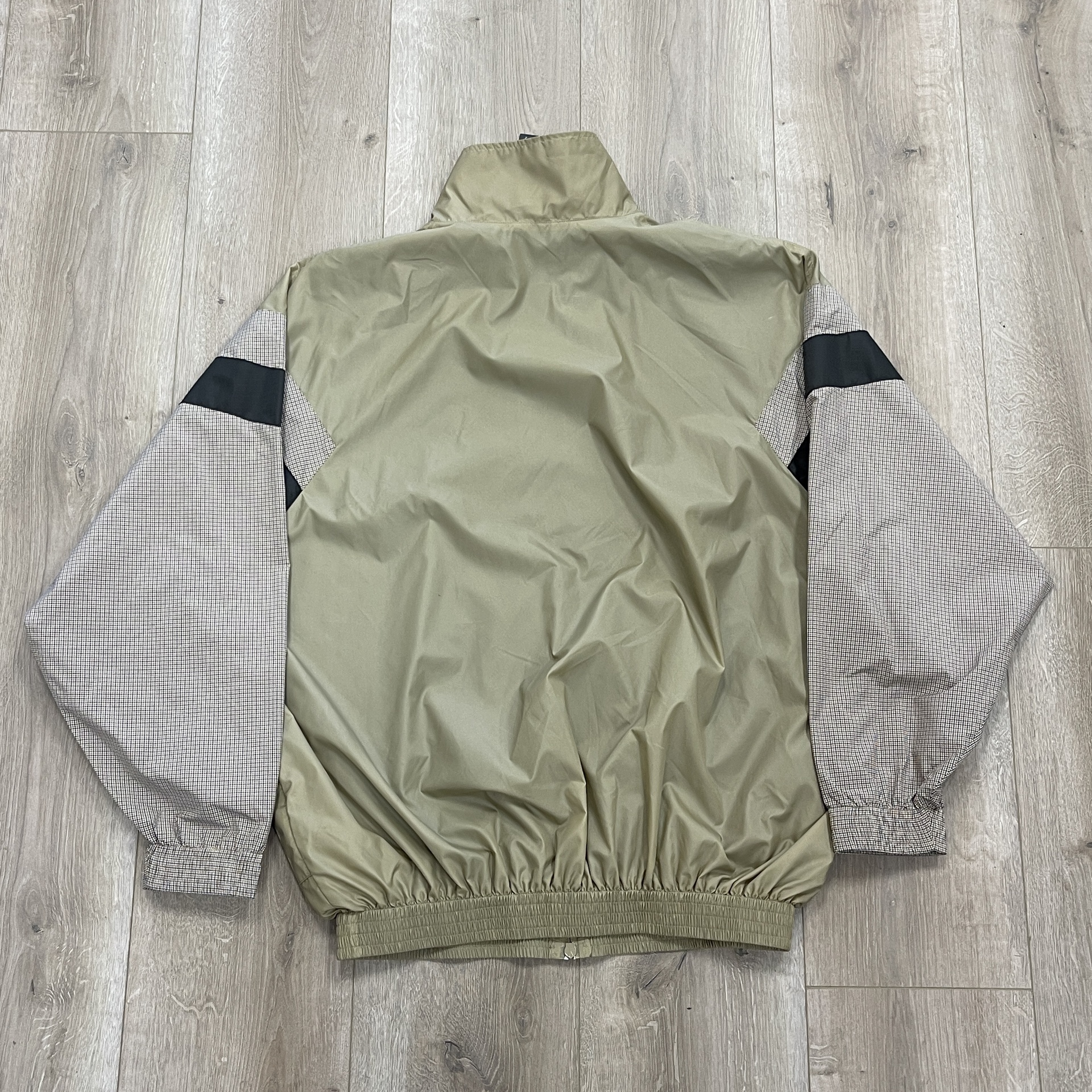 Balenciaga oversized track jacket. 3