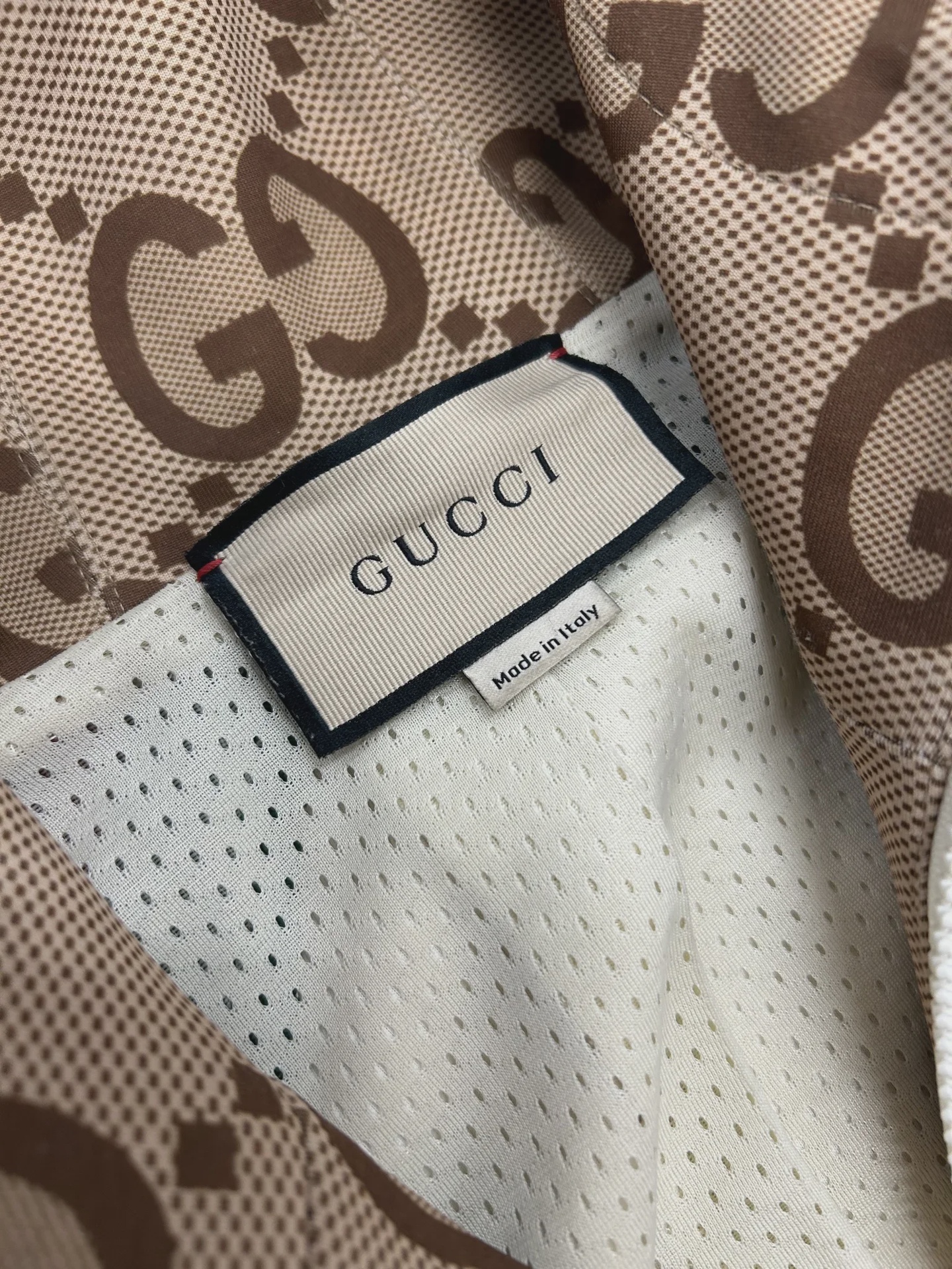 GUCCI Jumbo GG Zipped Hoodie • Pre-Owned [7596] - photo 5